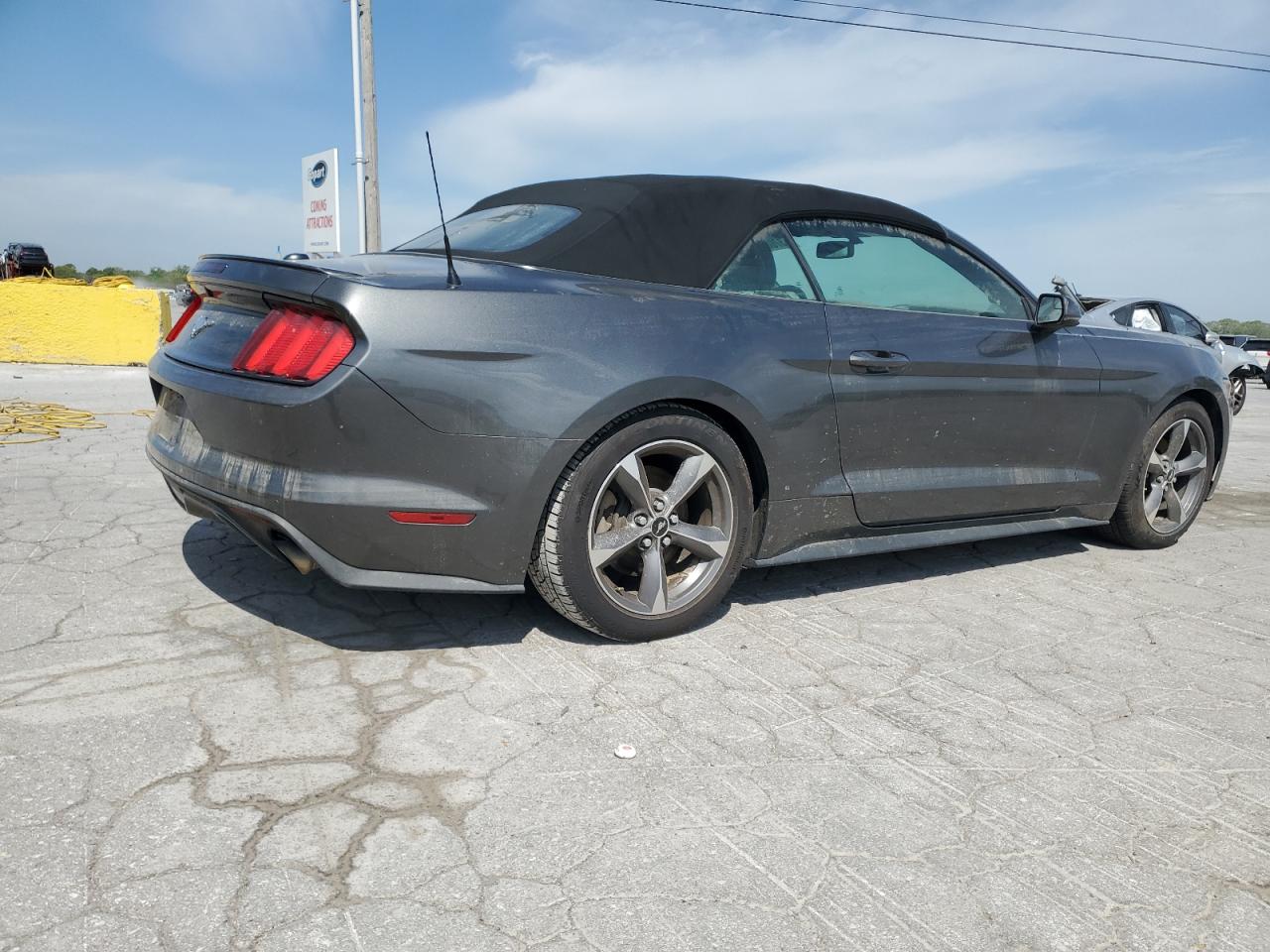 2015 Ford Mustang Gray vin: 1FATP8UHXF5391005