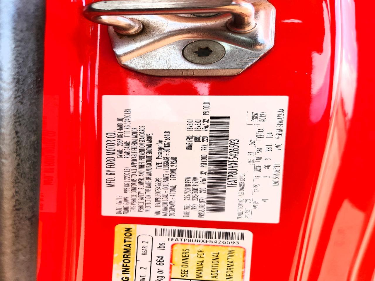 2015 Ford Mustang Red vin: 1FATP8UHXF5426593