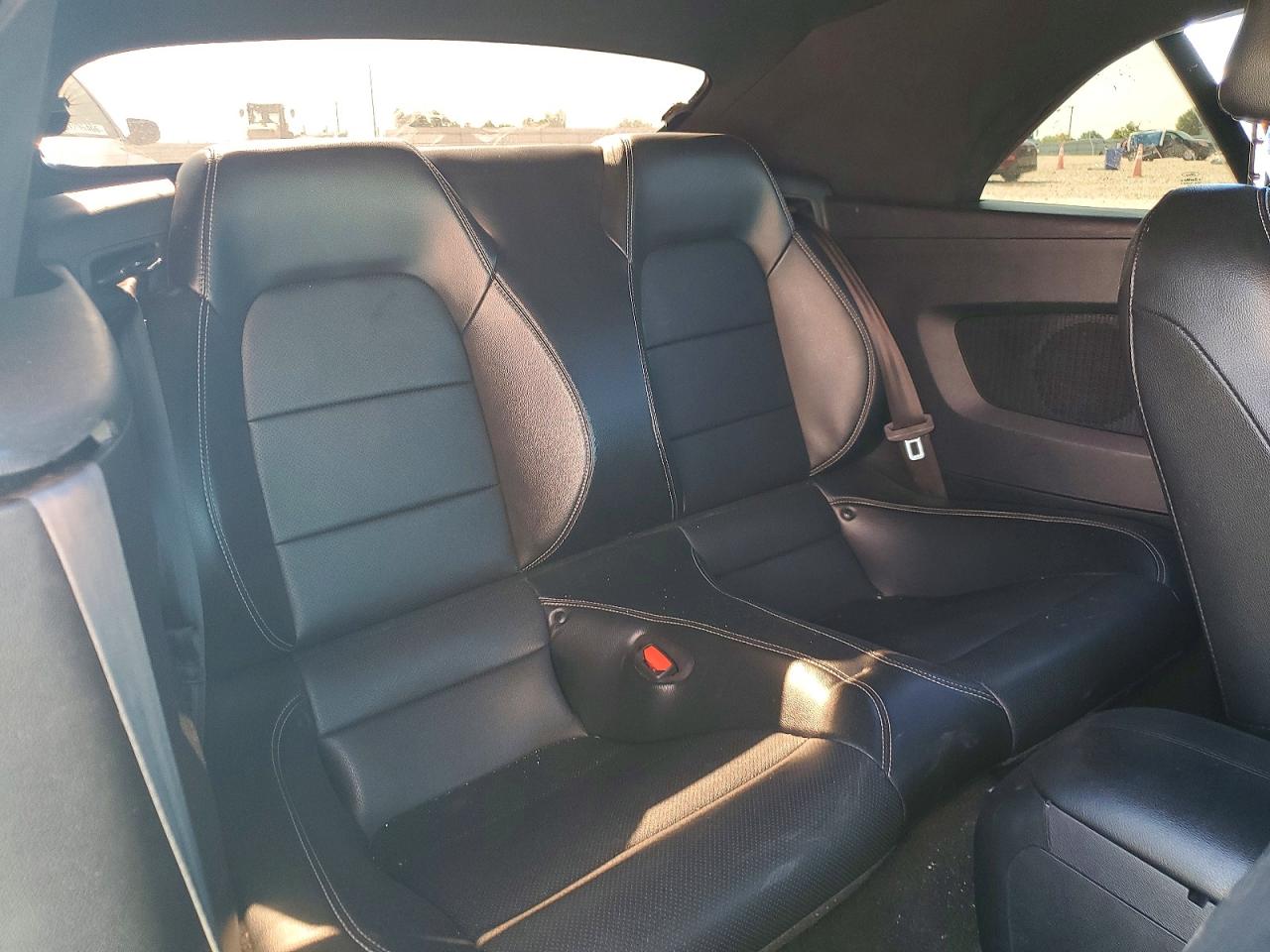 2022 Ford Mustang Black vin: 1FATP8UHXN5124297