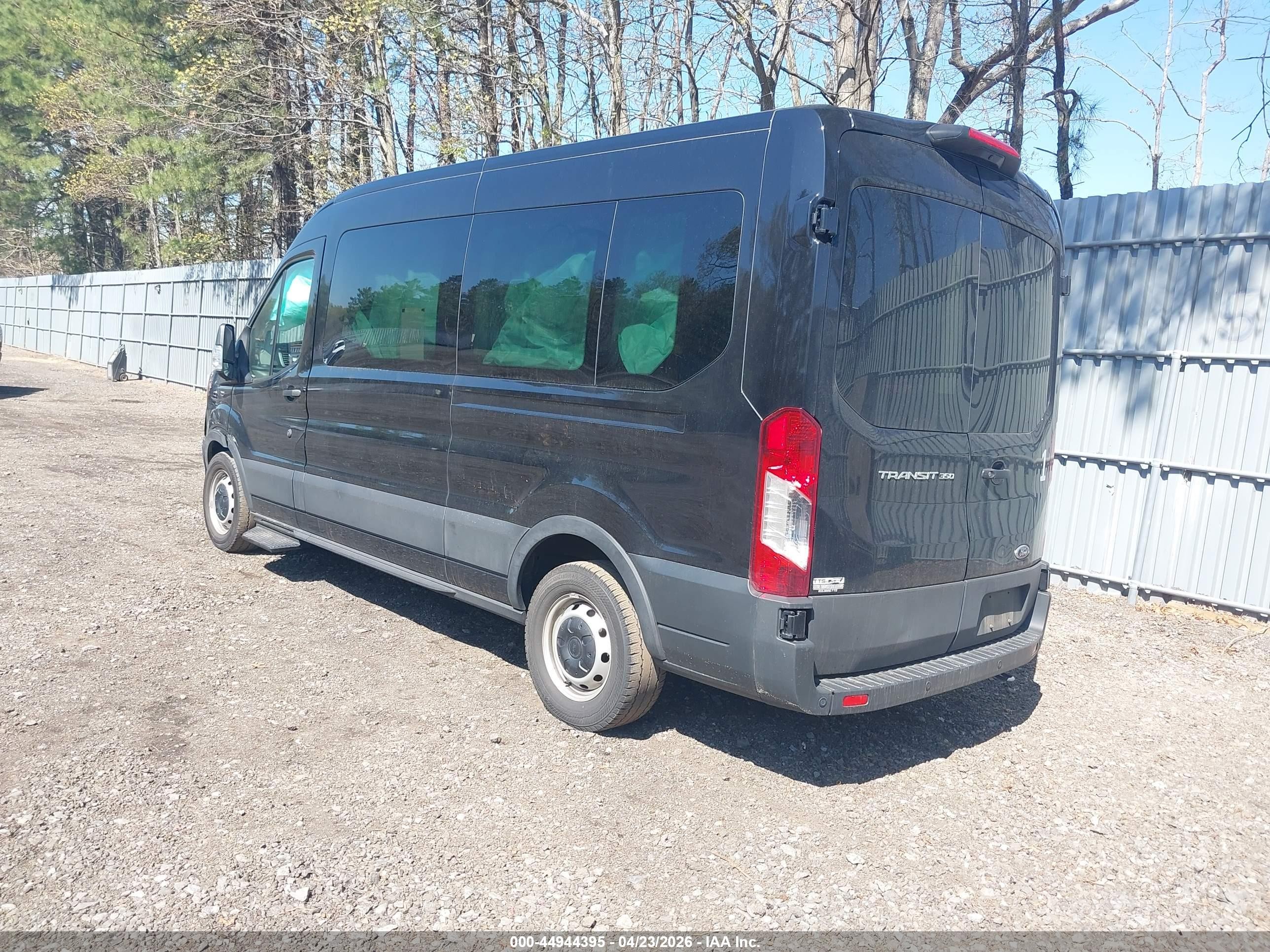 2024 Ford Transit-350 Passenger Van Xl Blue vin: 1FBAX2C82RKB18277