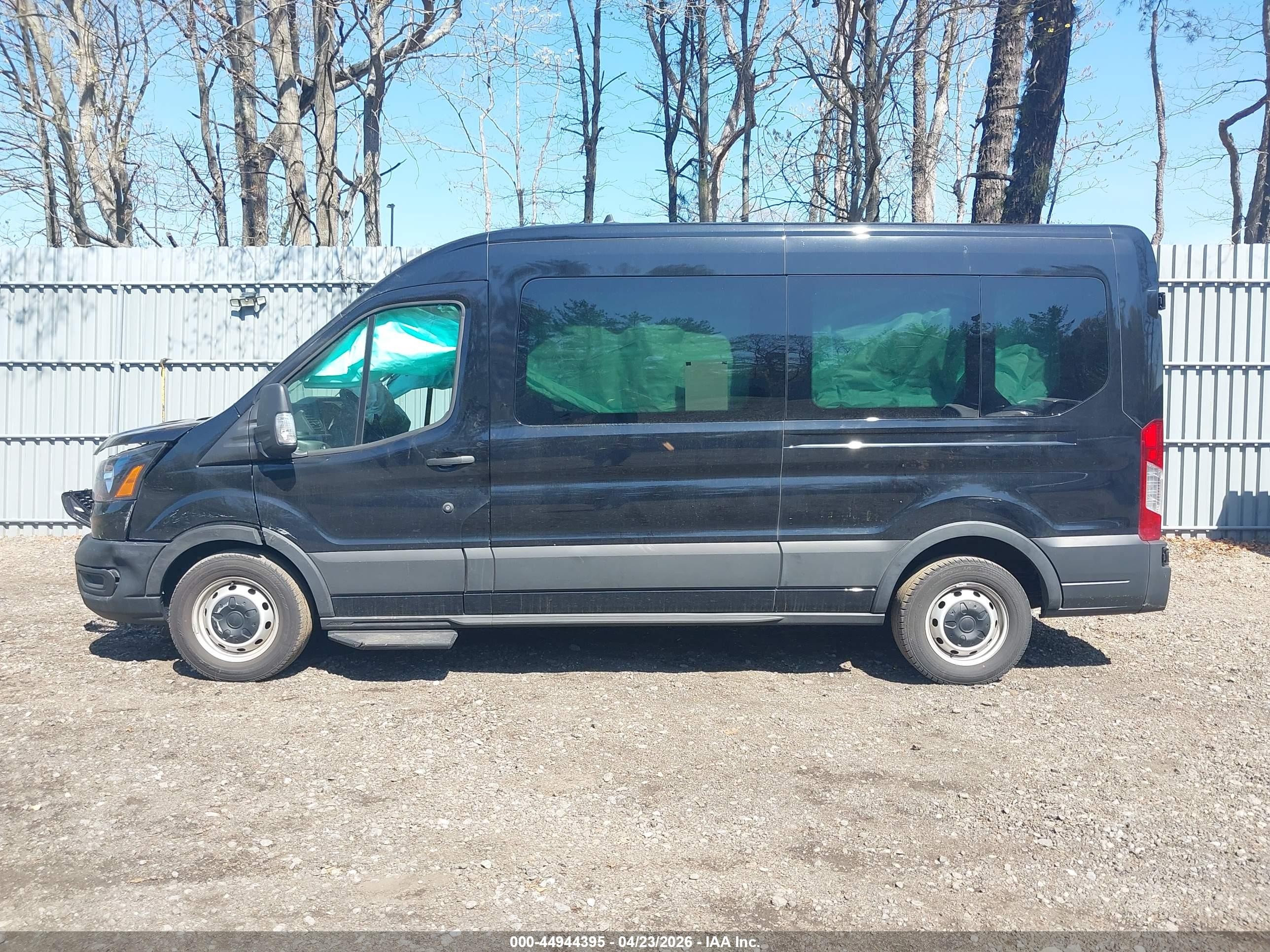 2024 Ford Transit-350 Passenger Van Xl Blue vin: 1FBAX2C82RKB18277