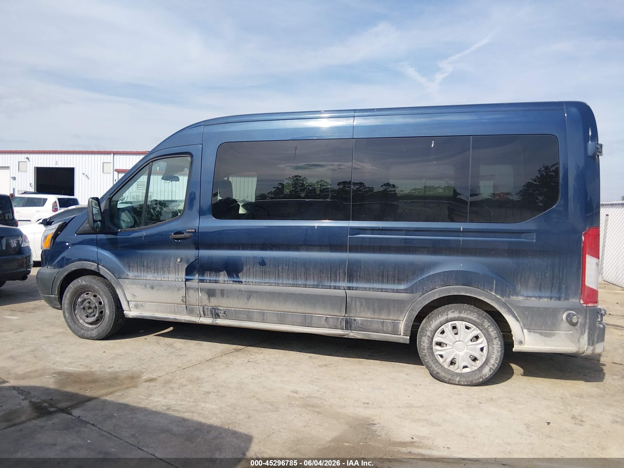 2015 Ford Transit-350 Xlt Blue vin: 1FBAX2CG1FKA69639