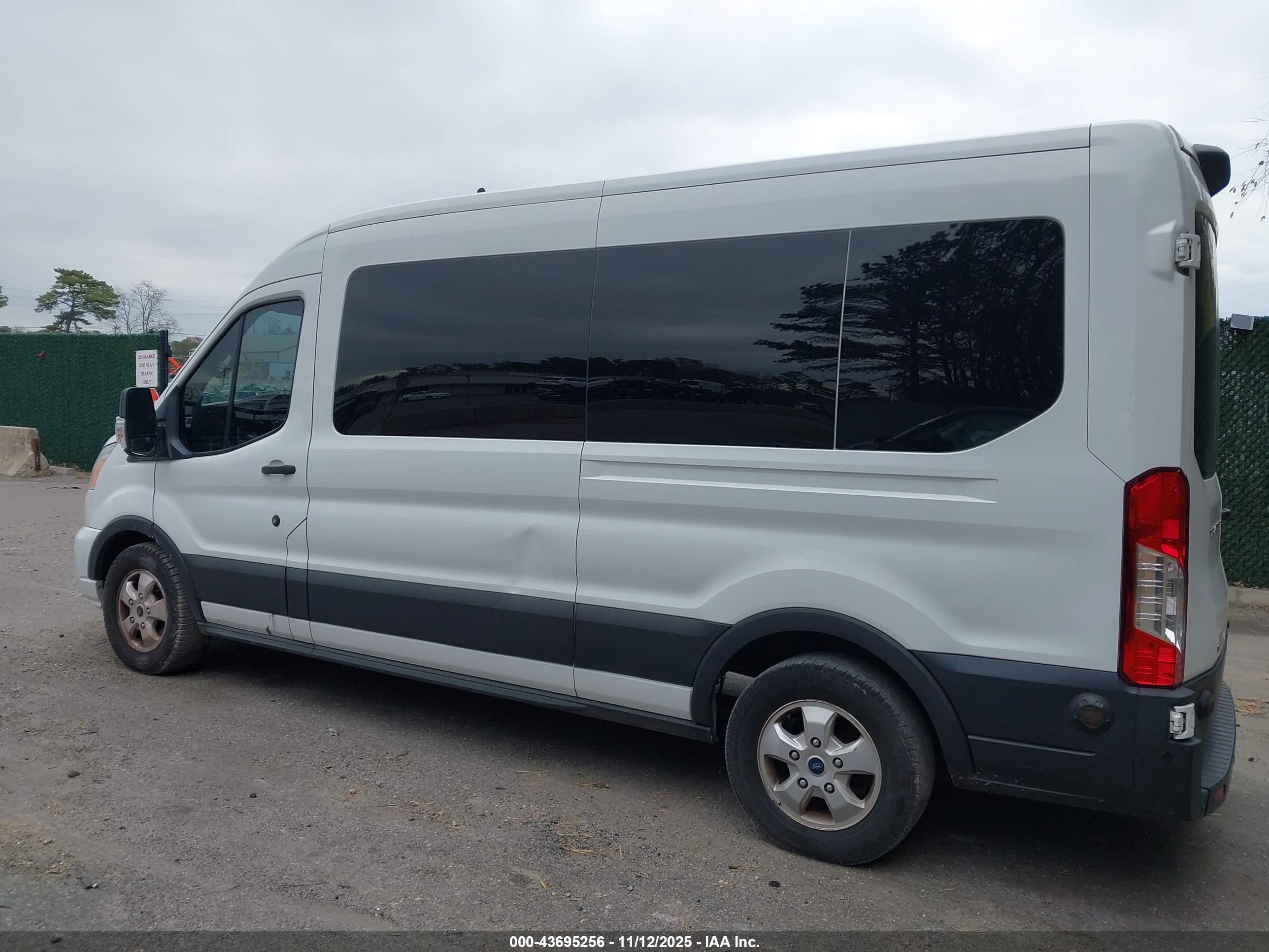 2020 Ford Transit-350 Passenger Van Xlt White vin: 1FBAX2CG9LKA54558