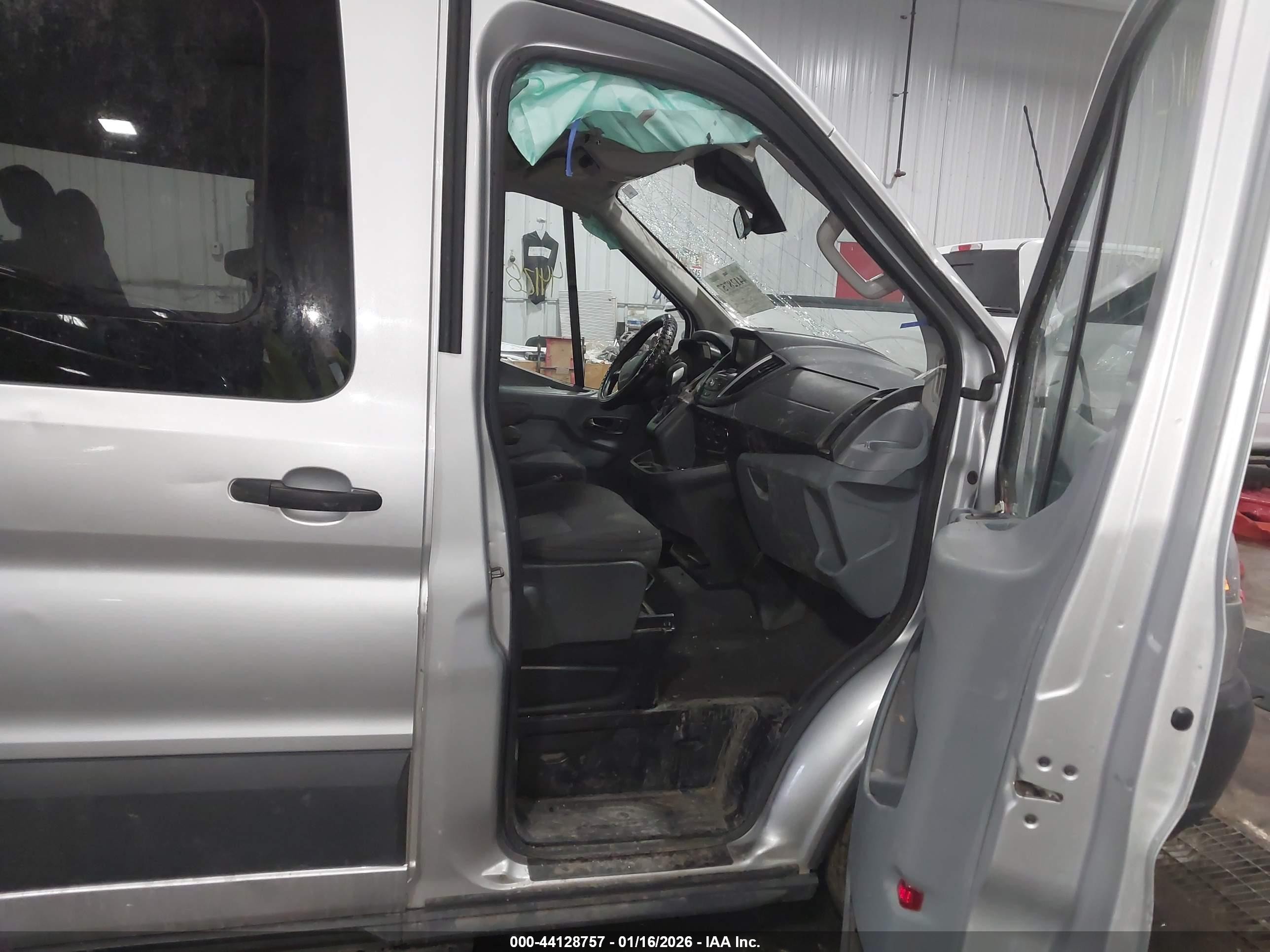 2015 Ford Transit T-350 Silver vin: 1FBAX2CM1FKA36095
