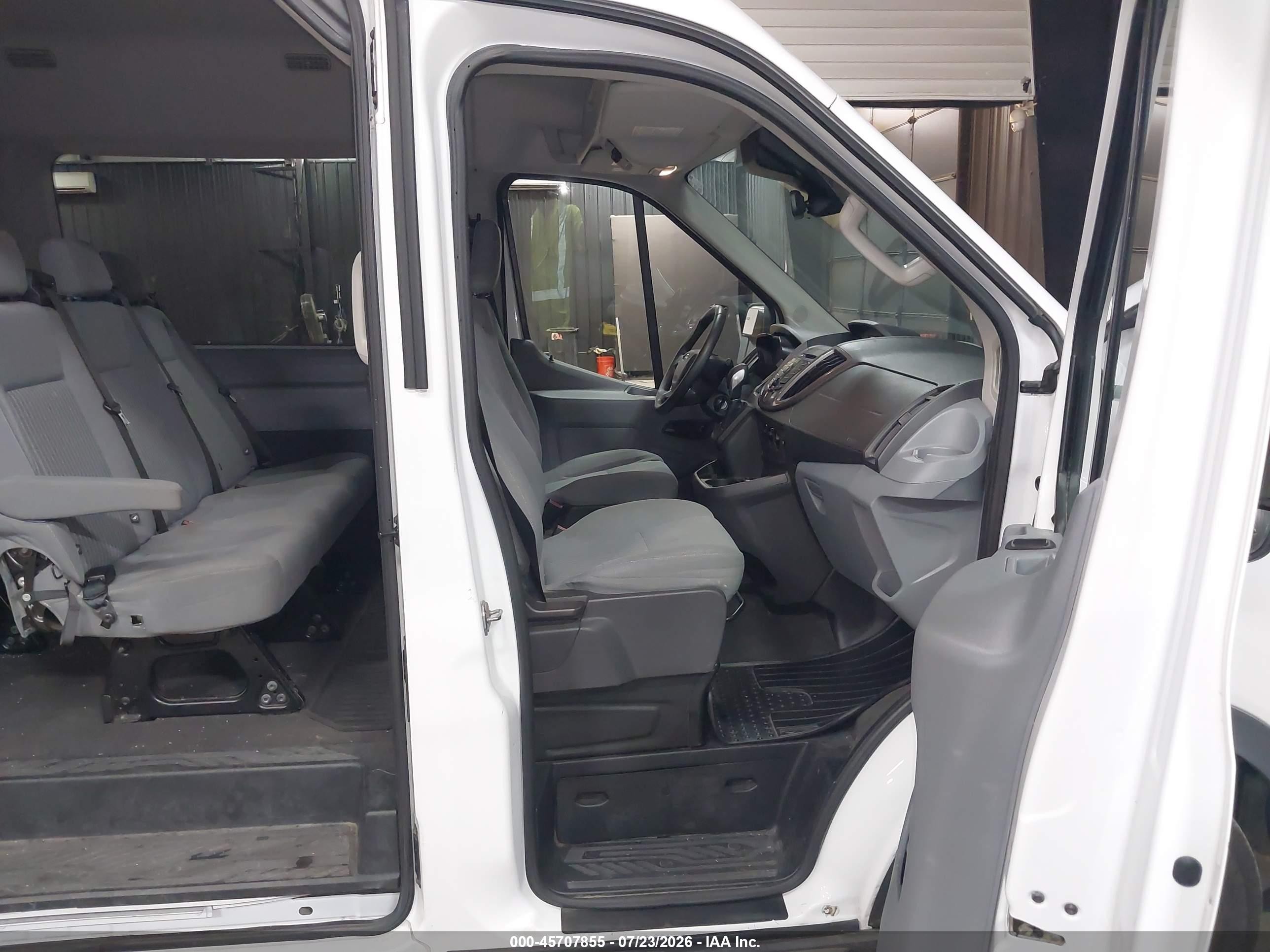 2015 Ford Transit-350 Xlt White vin: 1FBAX2CM3FKB27692