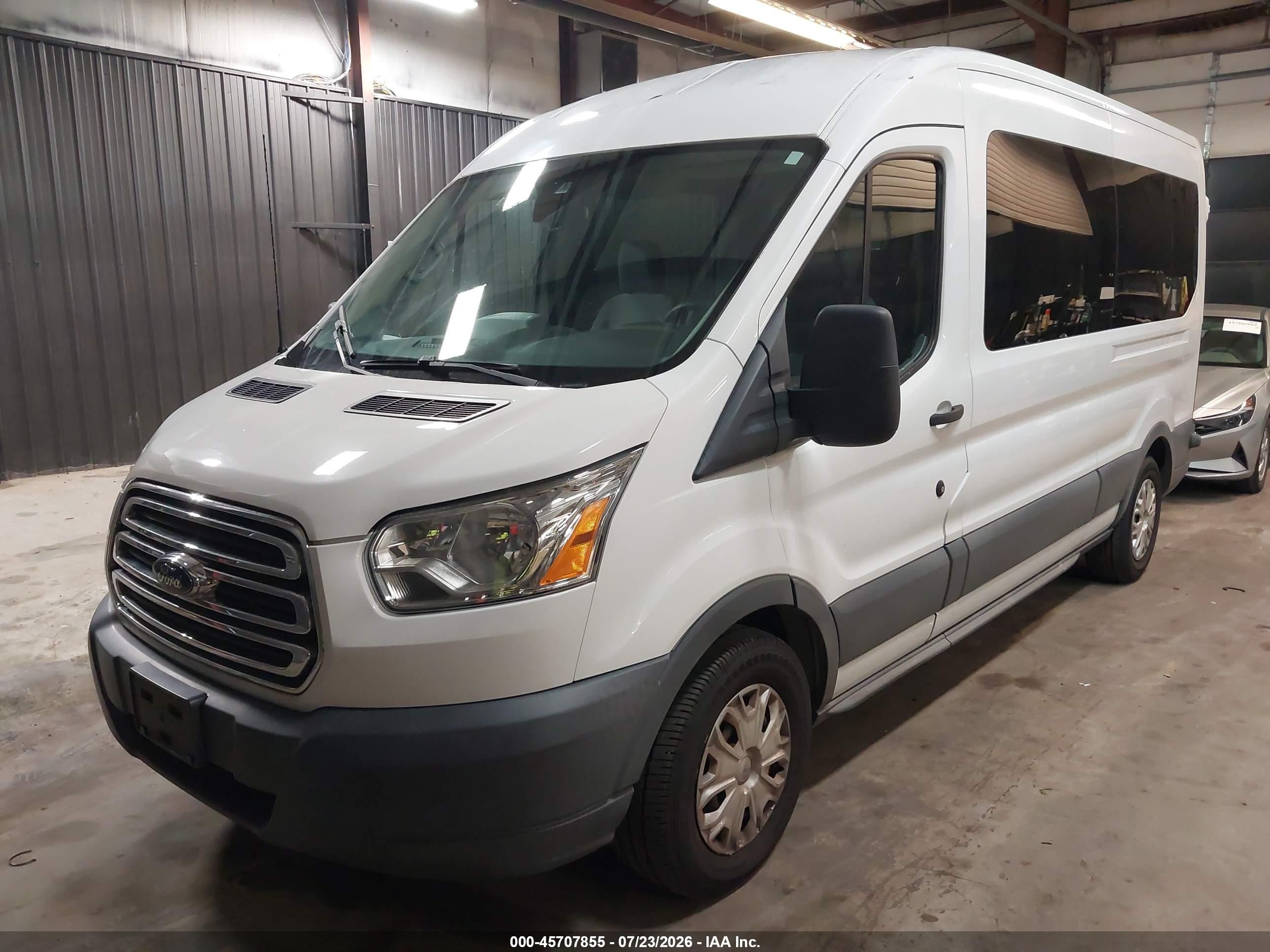 2015 Ford Transit-350 Xlt White vin: 1FBAX2CM3FKB27692