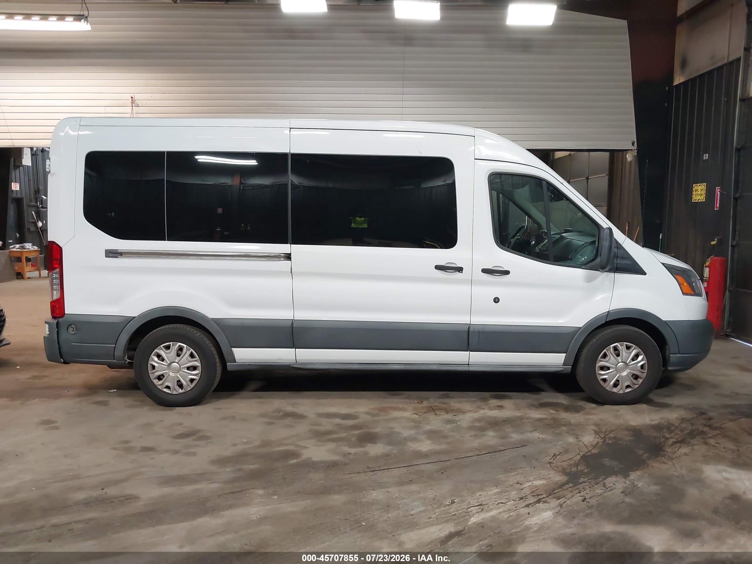 2015 Ford Transit-350 Xlt White vin: 1FBAX2CM3FKB27692