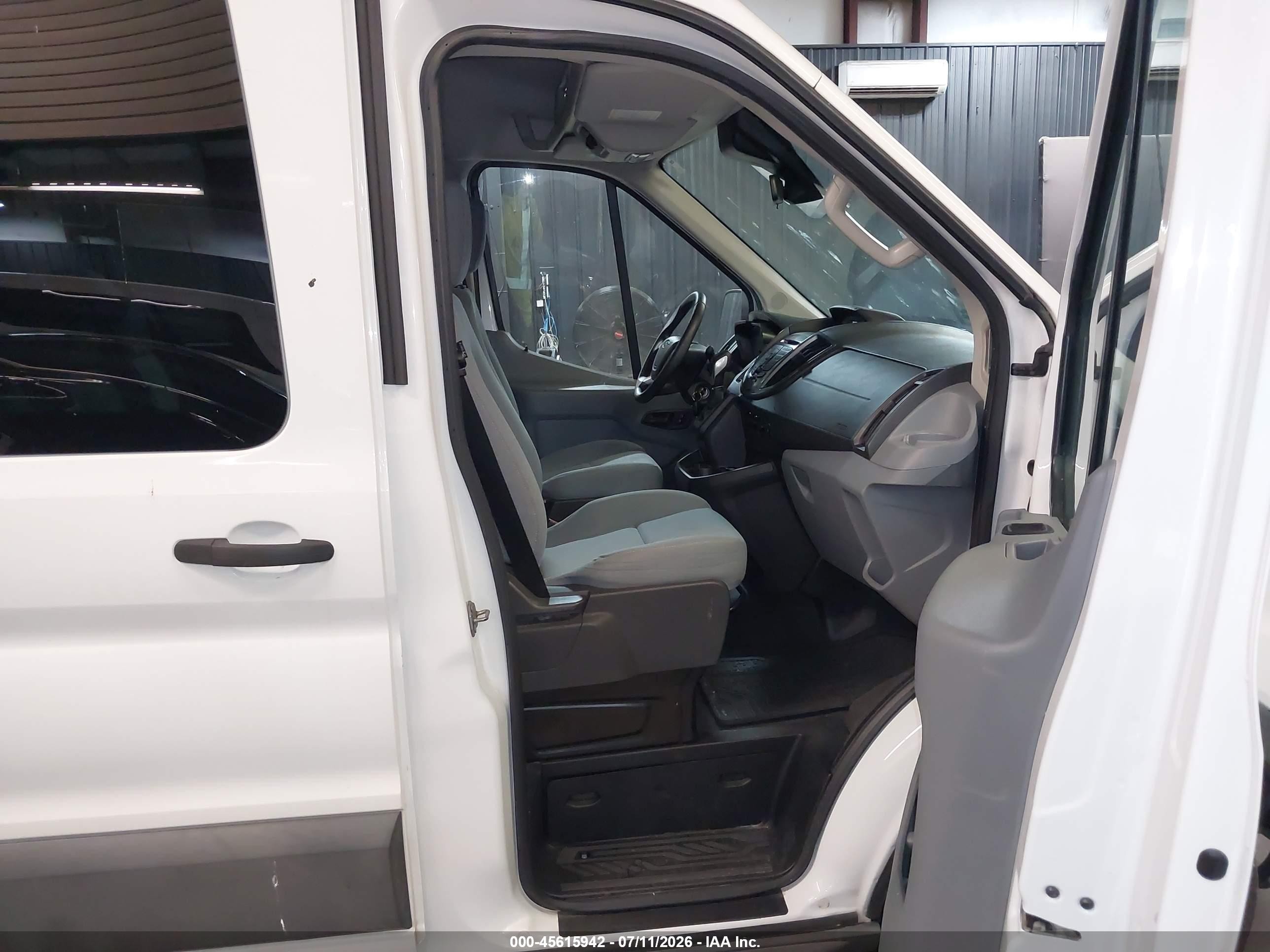 2015 Ford Transit-350 Xlt White vin: 1FBAX2CM5FKB27693