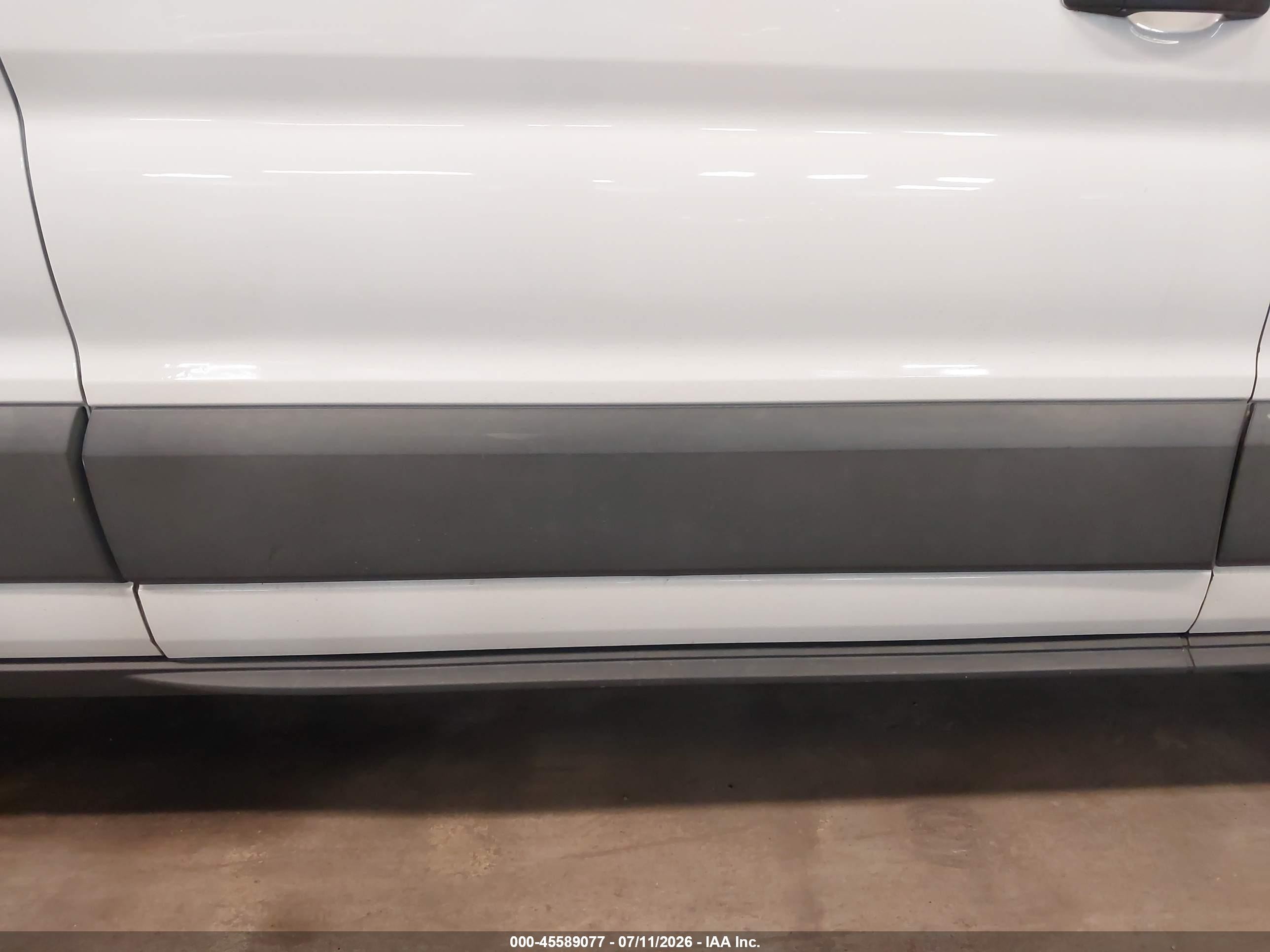 2015 Ford Transit-350 Xlt White vin: 1FBAX2CM7FKB27694