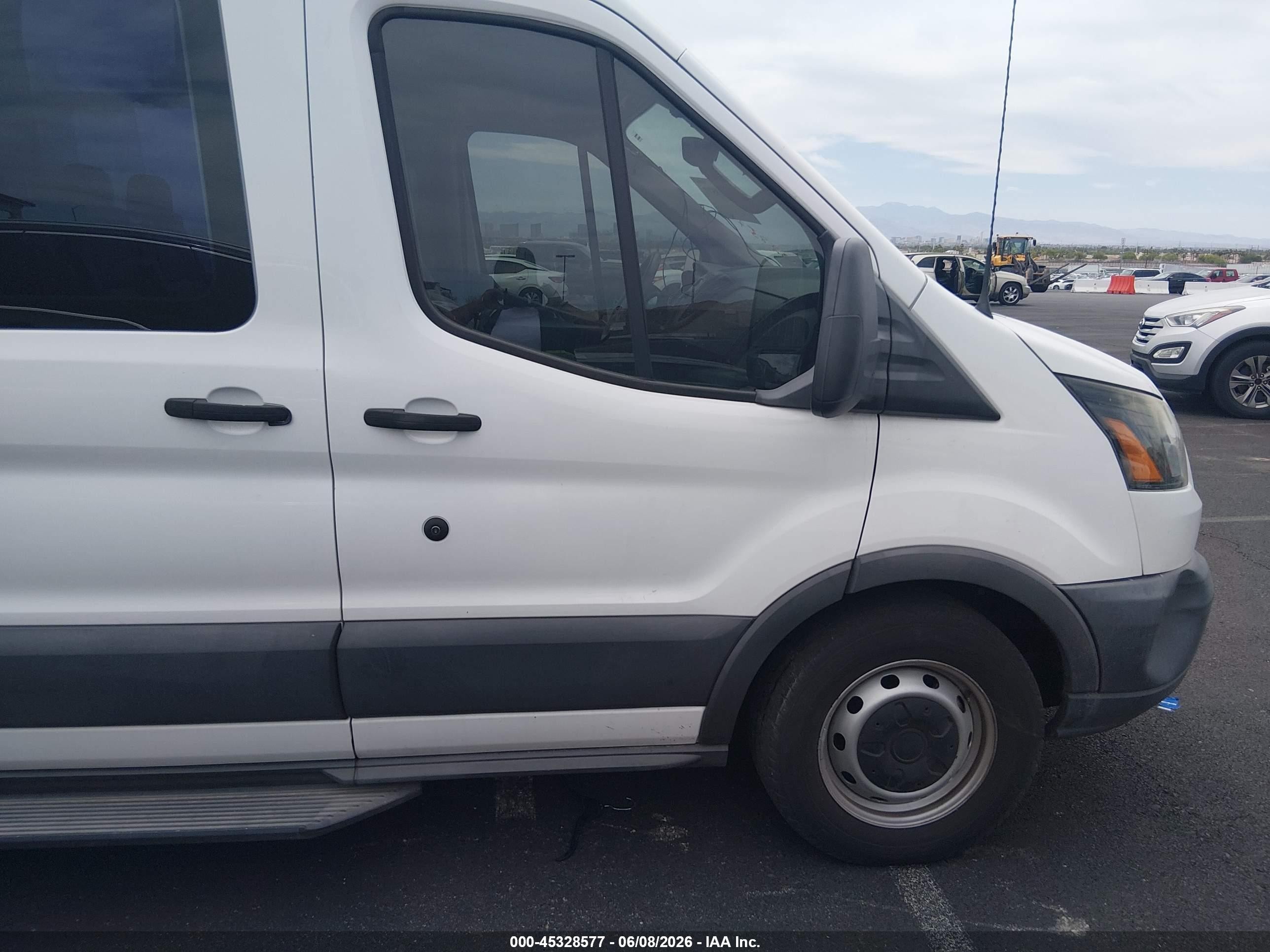 2017 Ford Transit-350 Xl Белый vin: 1FBAX2CV0HKB21215