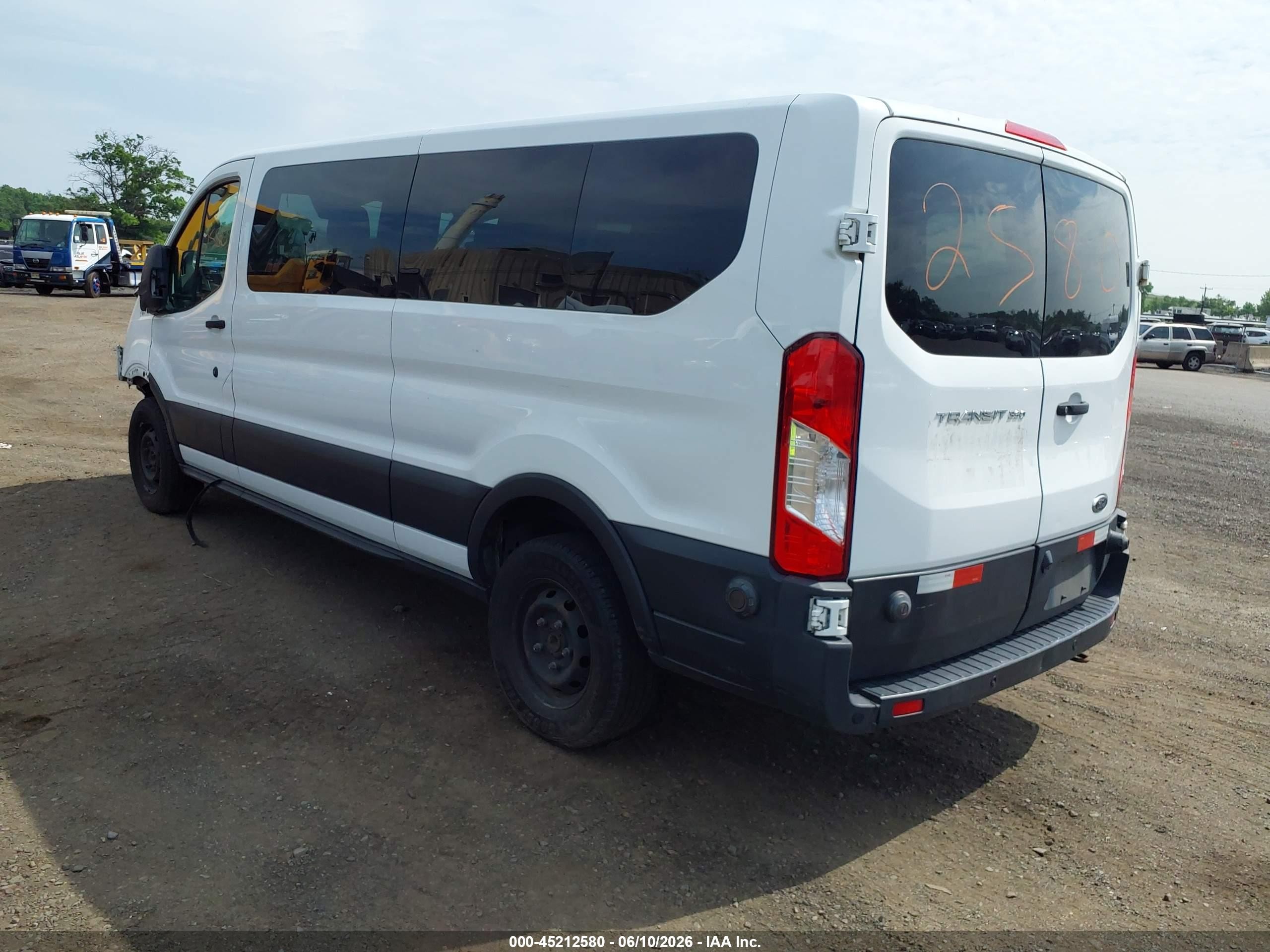 2020 Ford Transit-350 Passenger Van Xl White vin: 1FBAX2Y81LKA29588