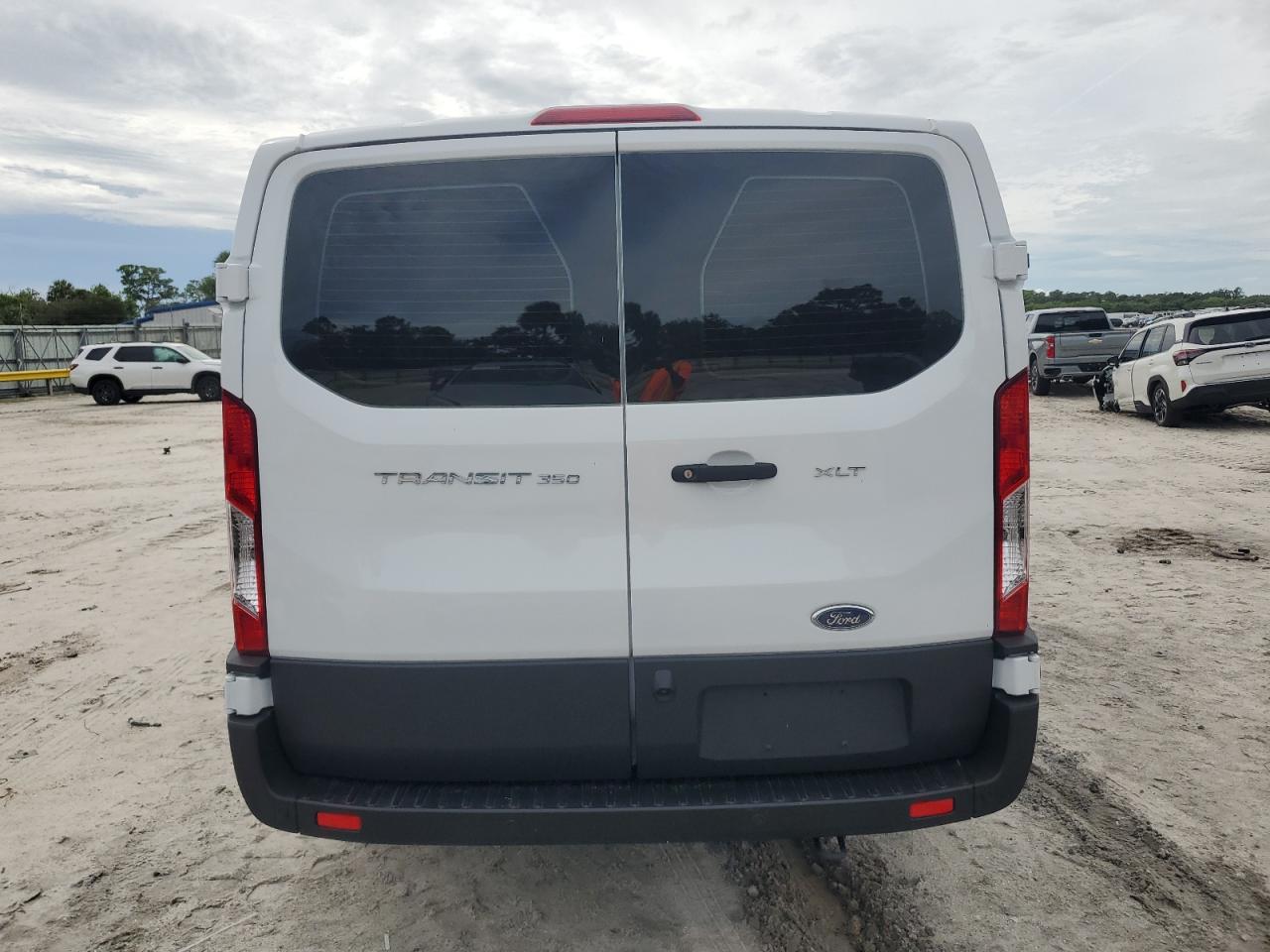 2025 Ford Transit T-350 White vin: 1FBAX2Y82SKA07470