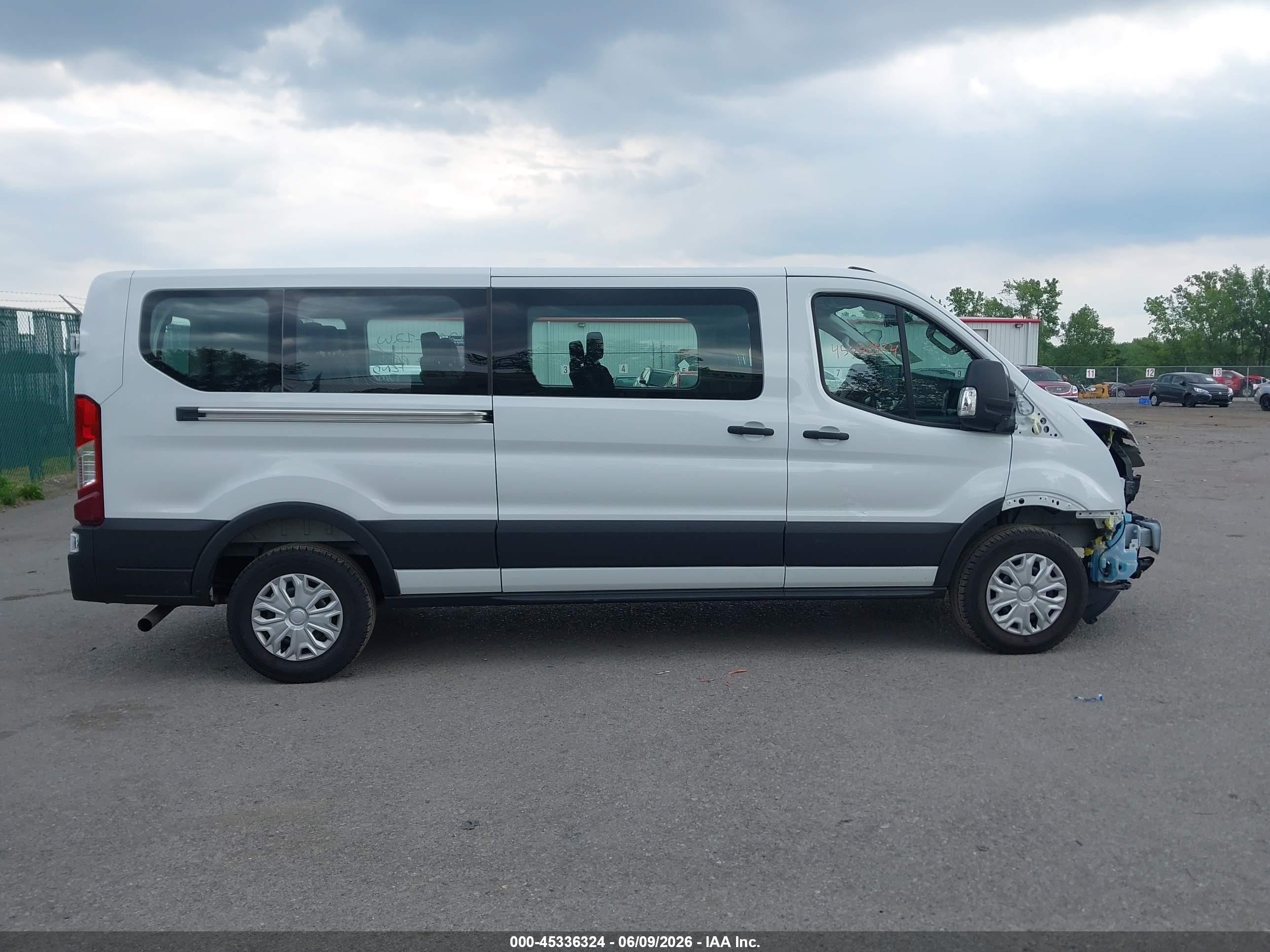 2026 Ford Transit-350 Passenger Van Xlt White vin: 1FBAX2Y89TKA73015