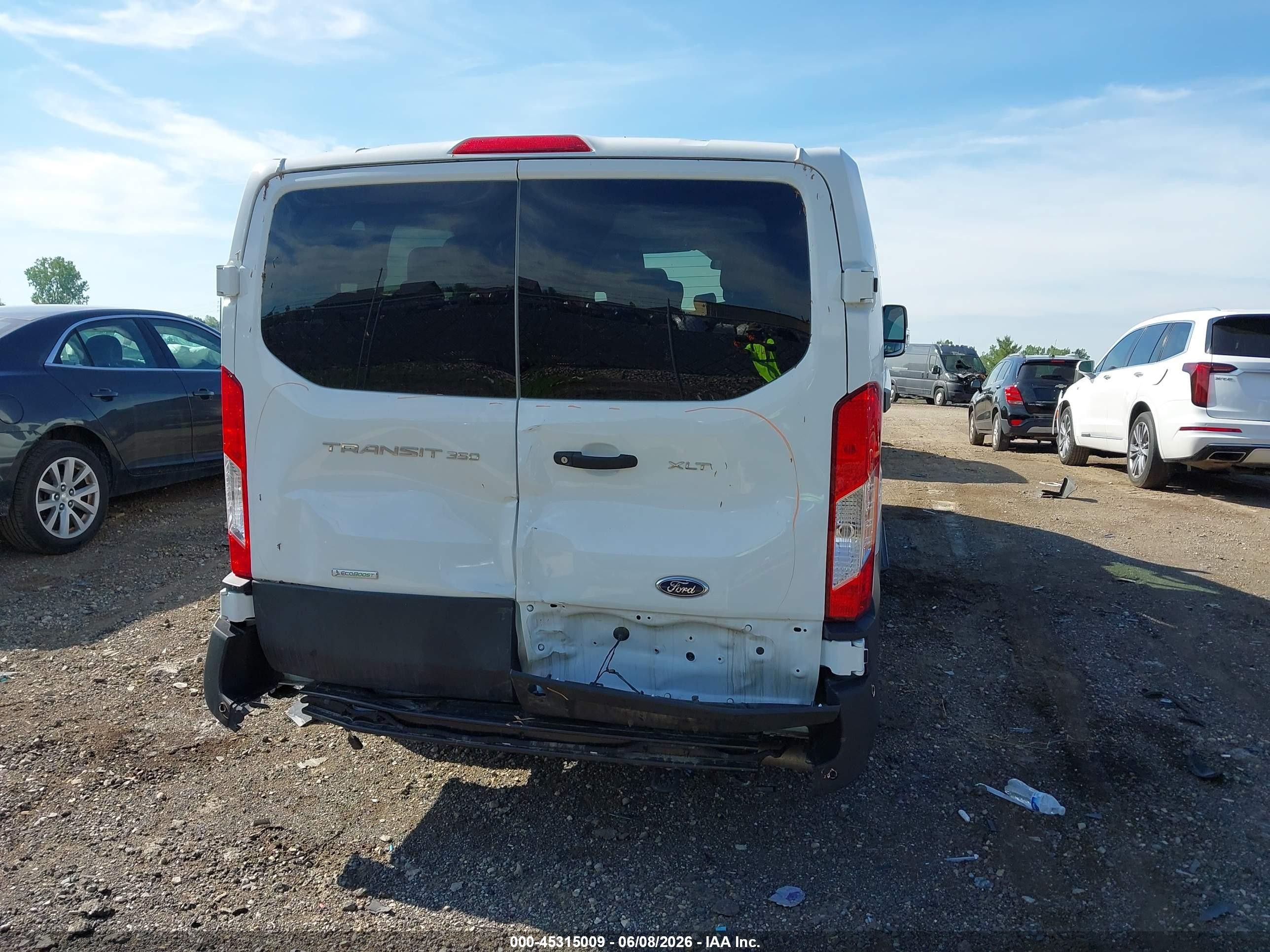 2025 Ford Transit-350 Passenger Van Xlt White vin: 1FBAX2YG1SKA27572