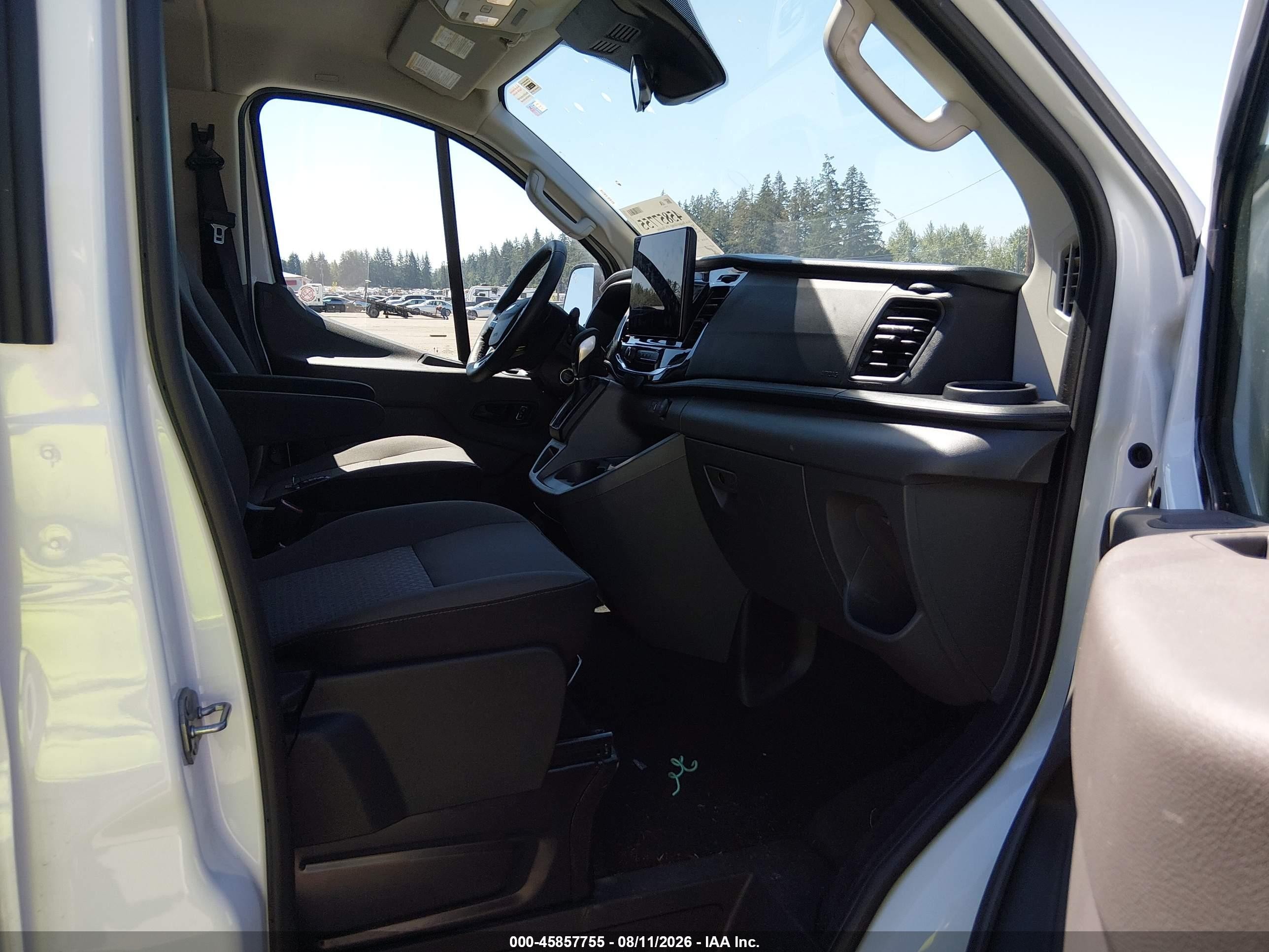 2026 Ford Transit-350 Passenger Van Xlt White vin: 1FBAX2YG4TKA51978