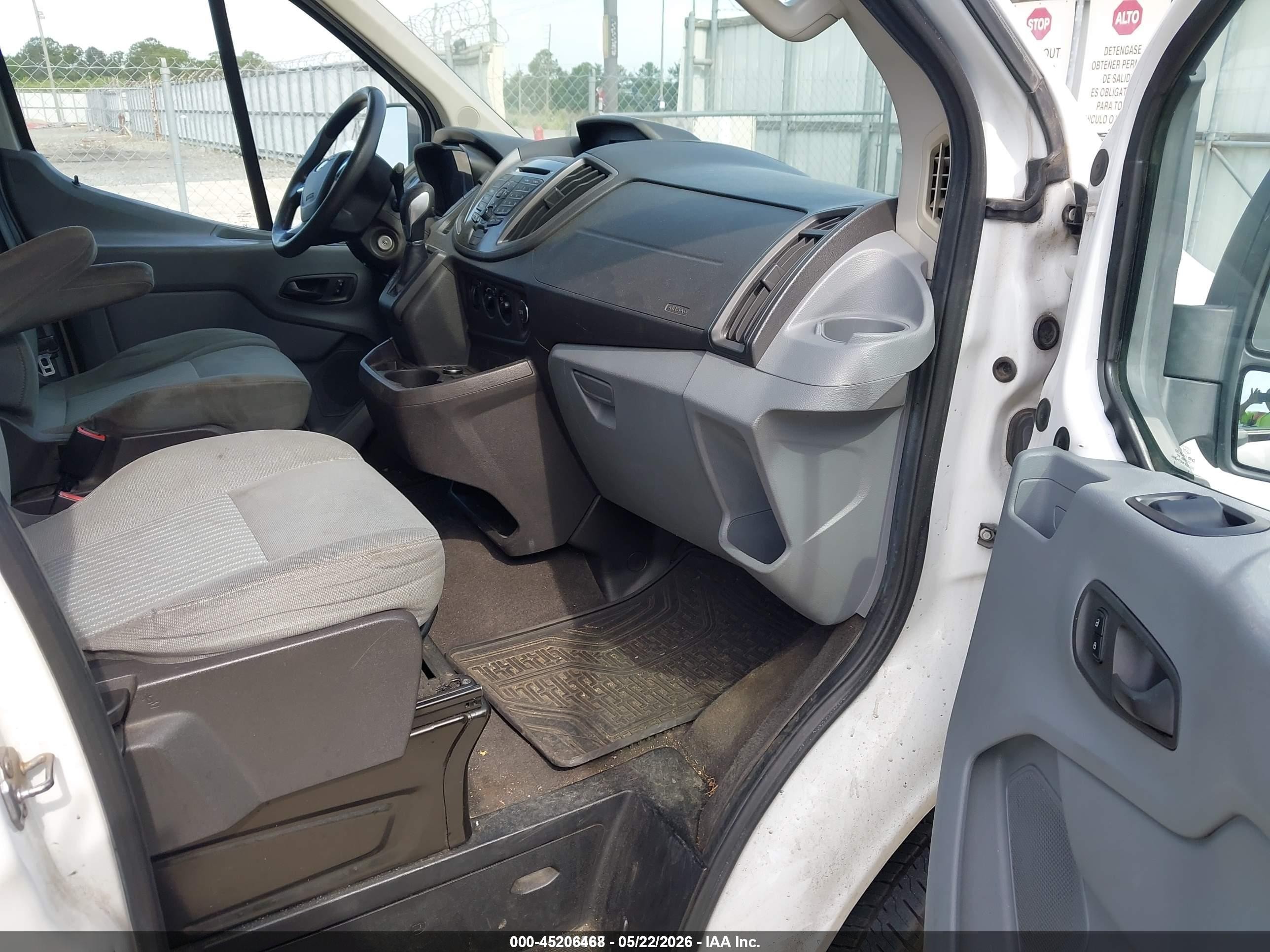 2015 Ford Transit-350 Xlt White vin: 1FBAX2ZV9FKB01694