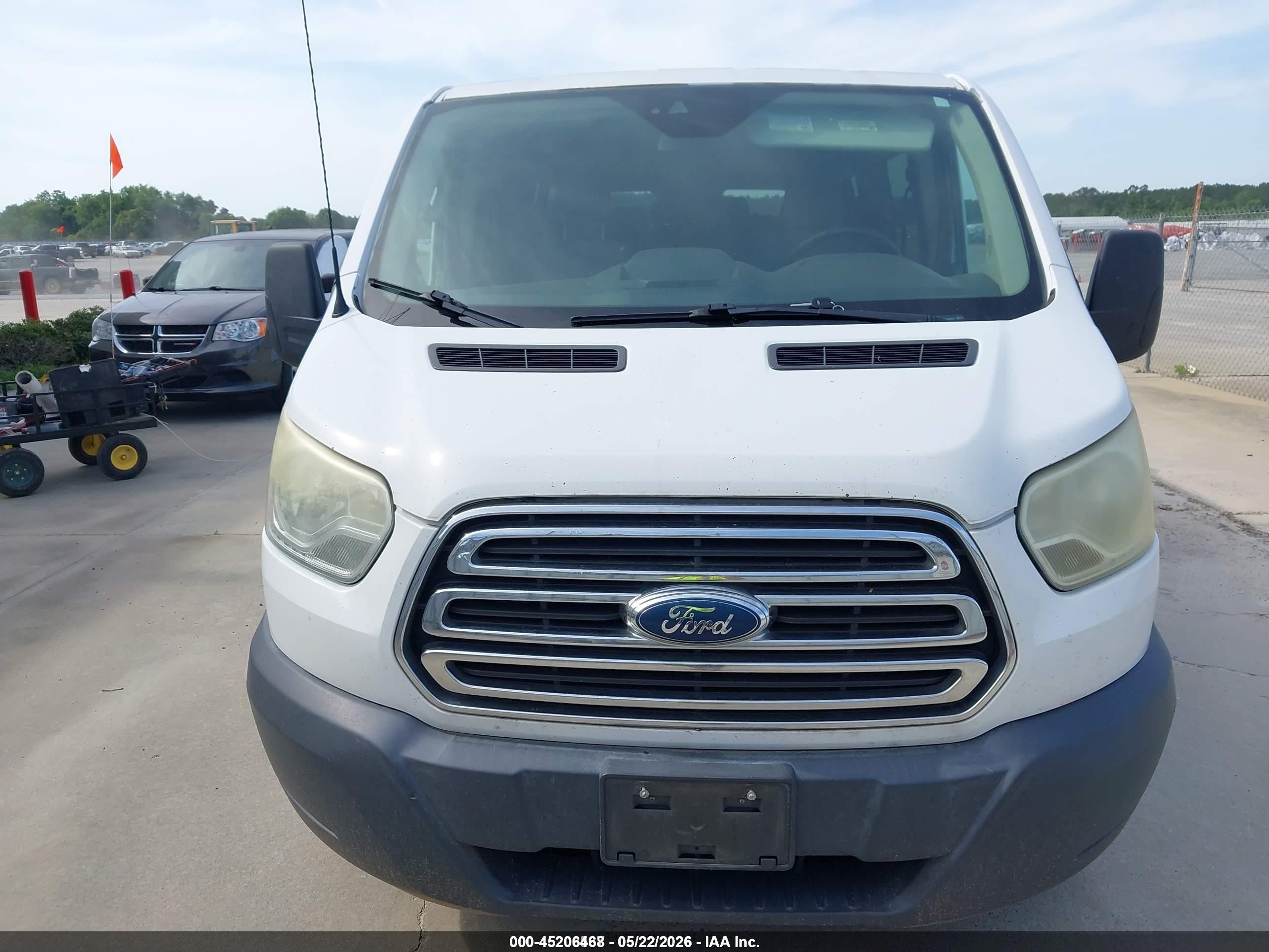 2015 Ford Transit-350 Xlt White vin: 1FBAX2ZV9FKB01694