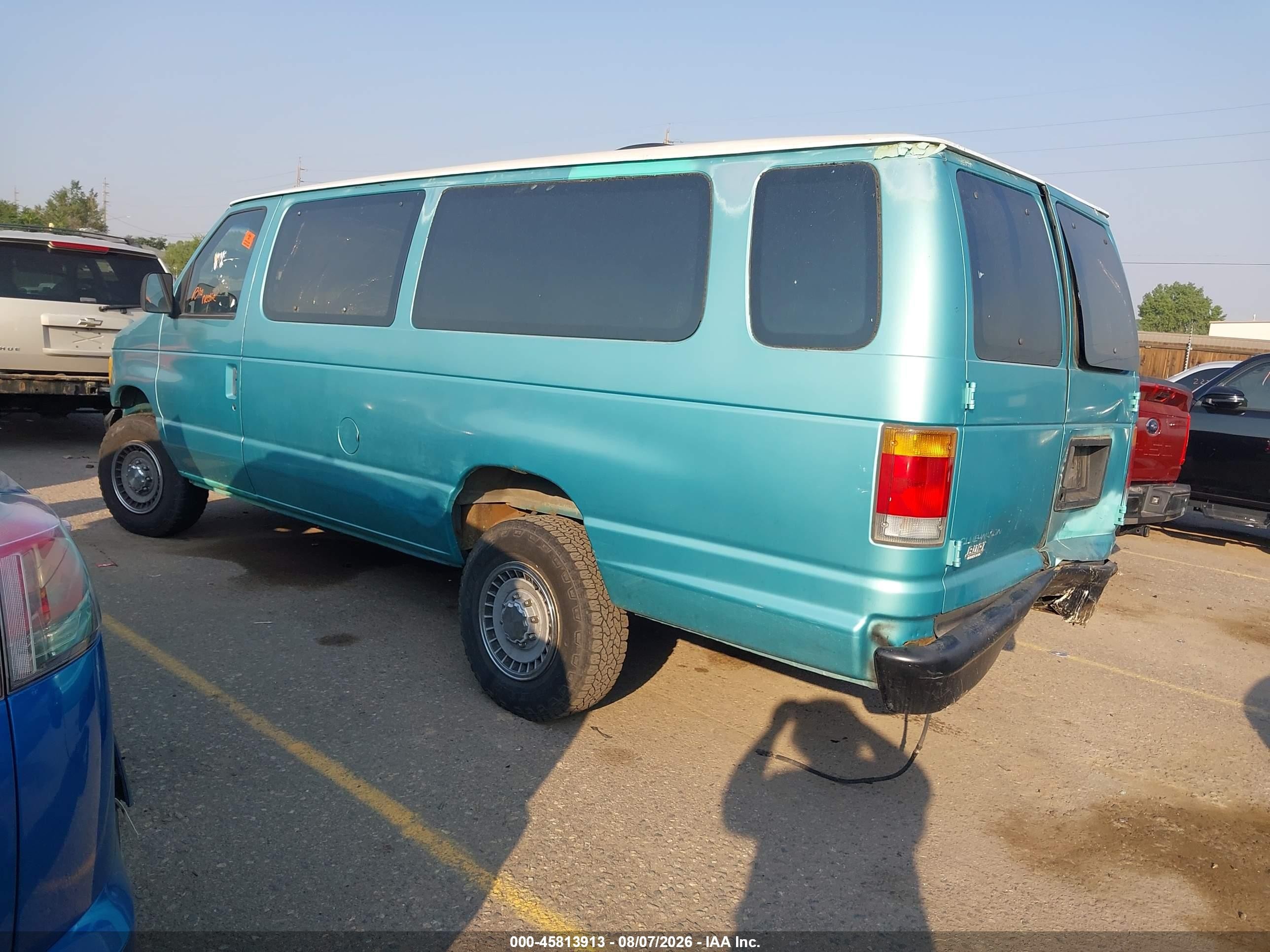 1994 Ford Econoline E350 Super Duty Green vin: 1FBHS31H7RHA49363