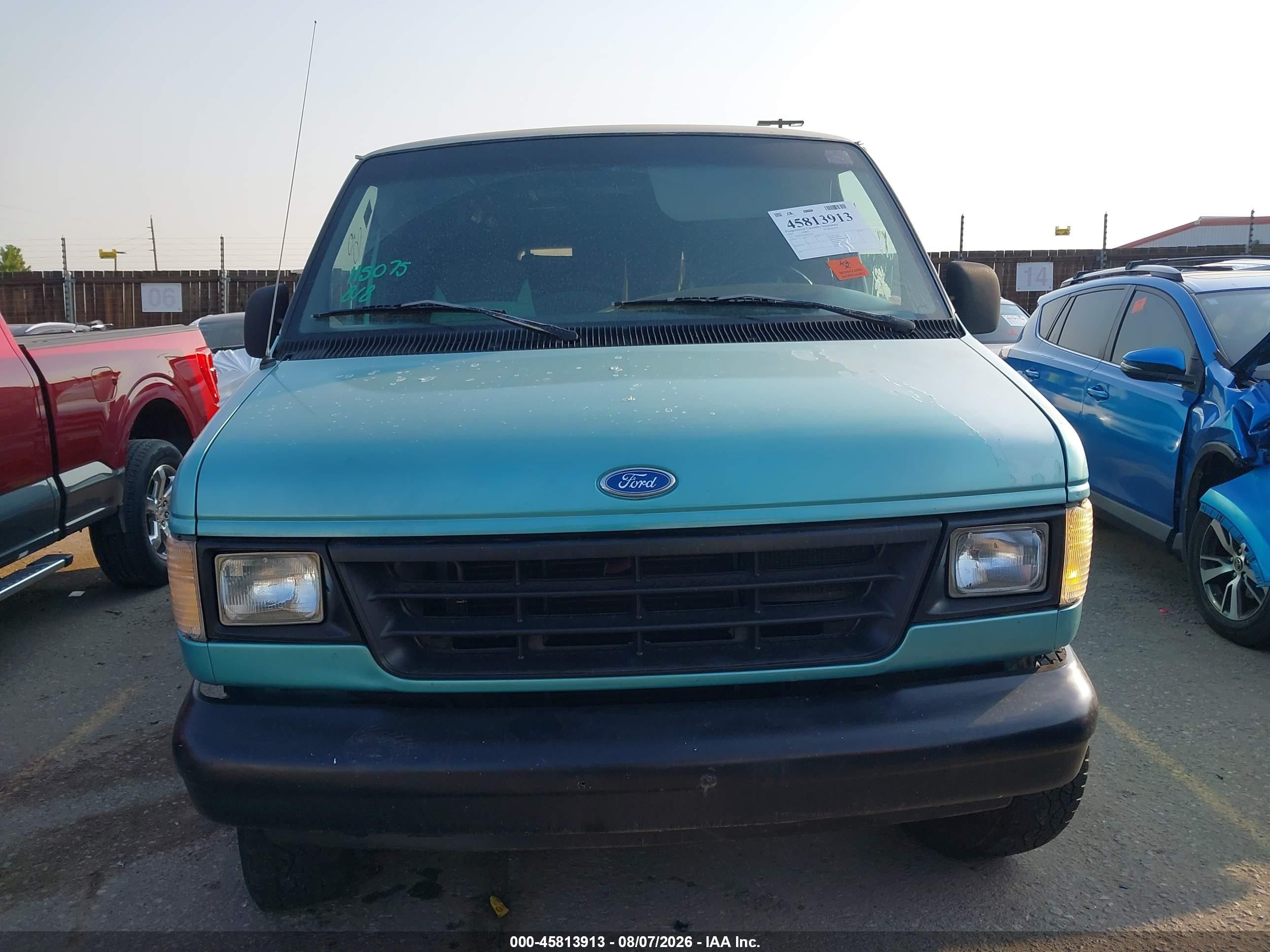 1994 Ford Econoline E350 Super Duty Green vin: 1FBHS31H7RHA49363