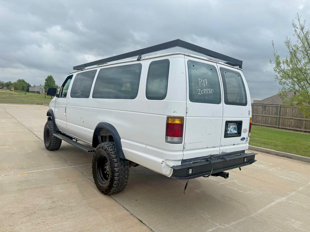 1994 Ford Econoline E350 Super Duty White vin: 1FBJS31H1RHB65675