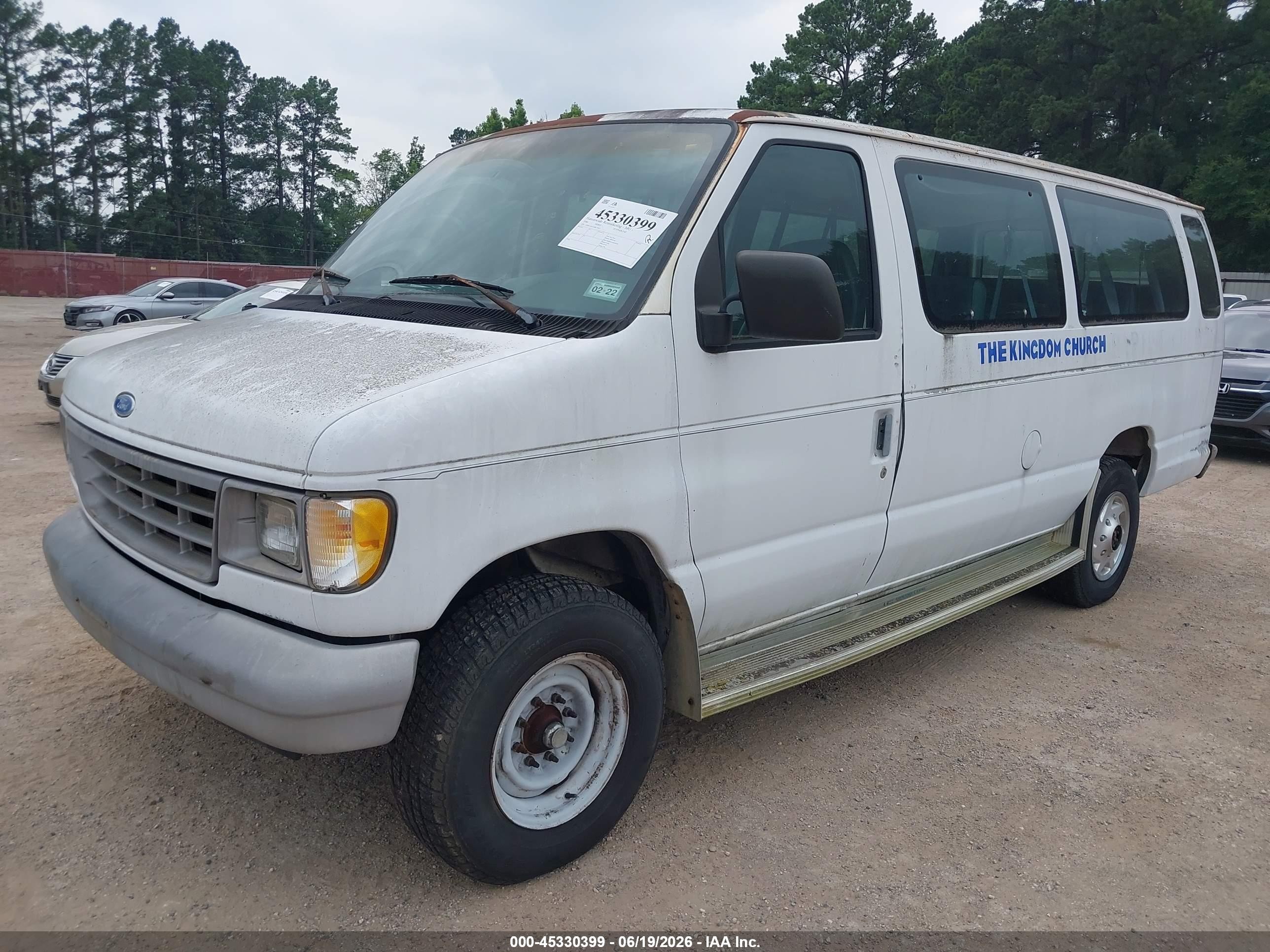 1996 Ford Econoline E350 Super Duty White vin: 1FBJS31H1THB13907