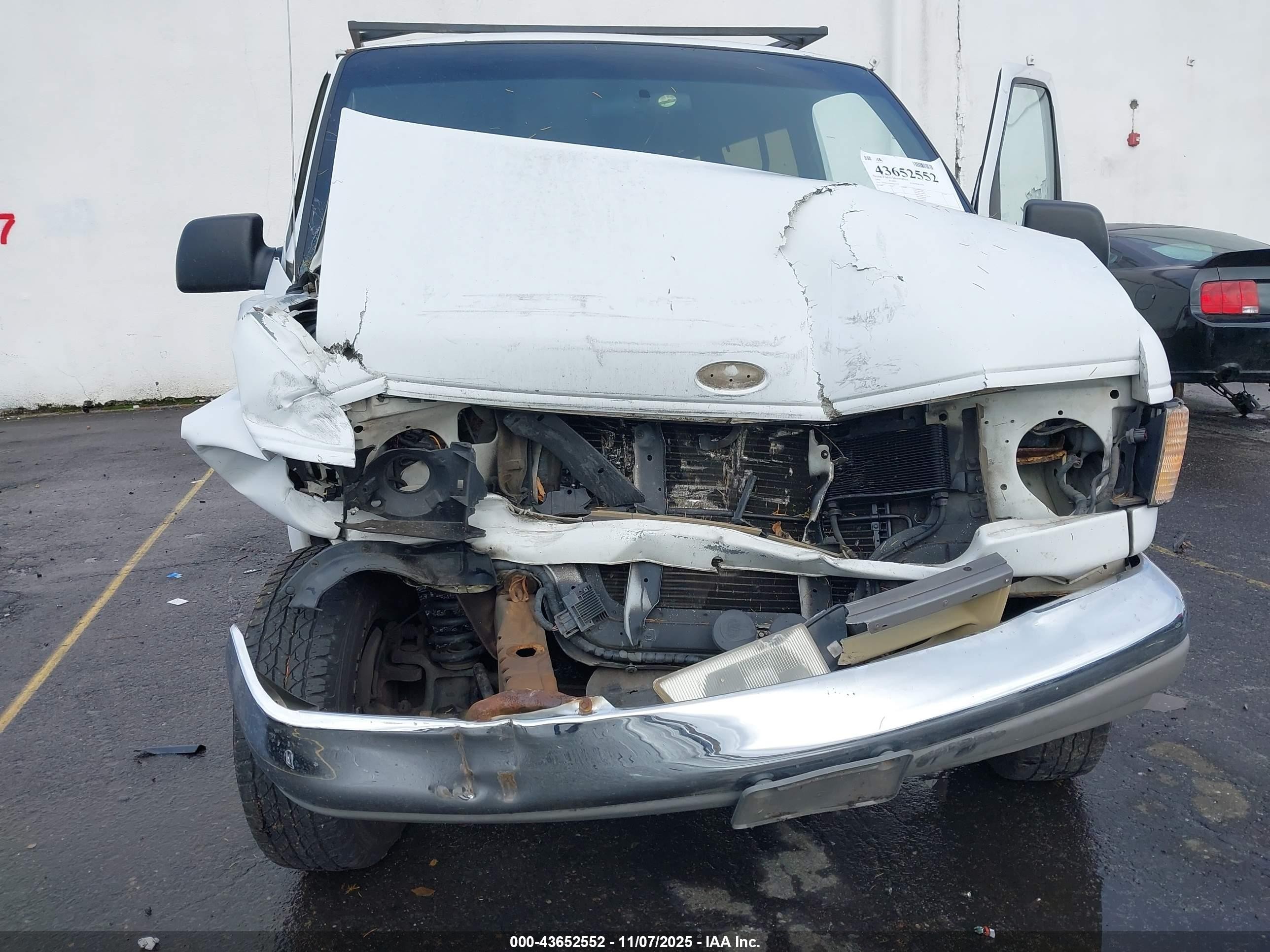1994 Ford Econoline E350 Super Duty White vin: 1FBJS31H5RHB42979