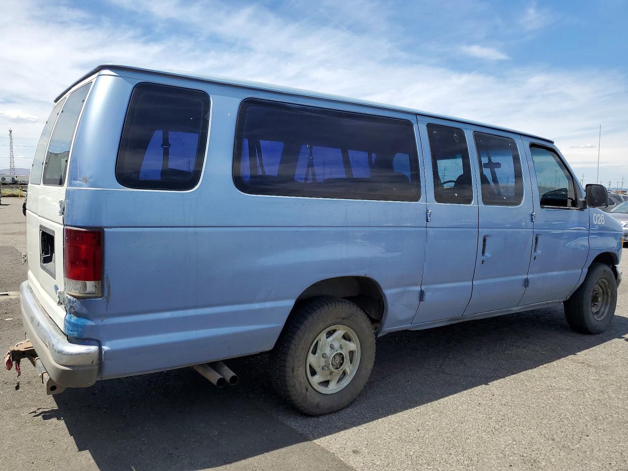 1995 Ford Econoline Cargo E-15 Blue vin: 1FBJS31H7SHC15064