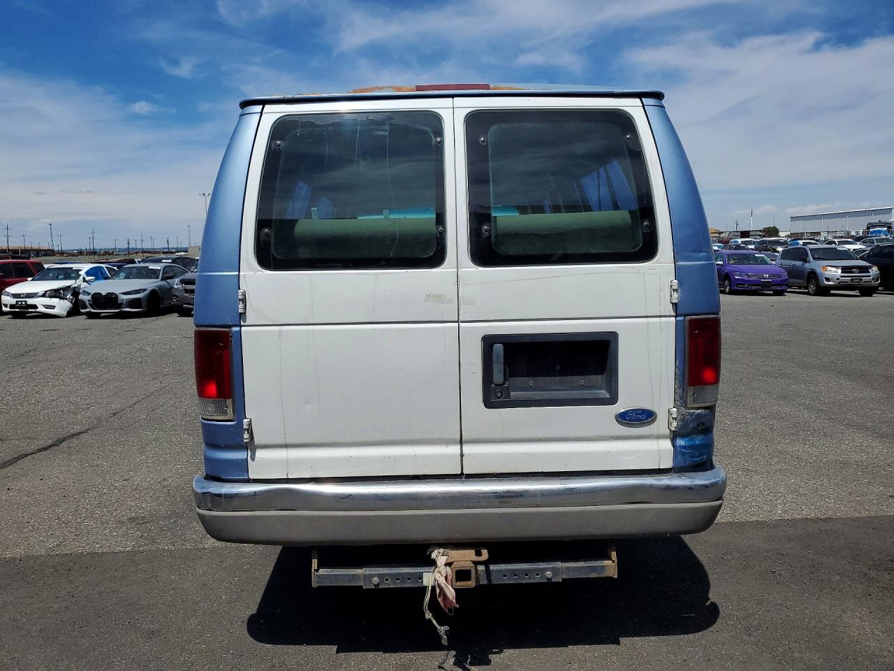 1995 Ford Econoline Cargo E-15 Blue vin: 1FBJS31H7SHC15064