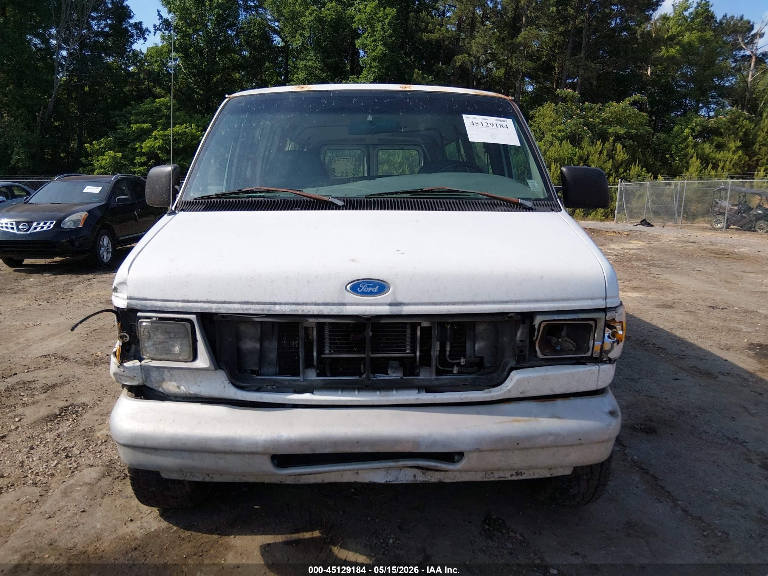 1997 Ford Club Wagon Xl/xlt White vin: 1FBJS31L5VHB79870