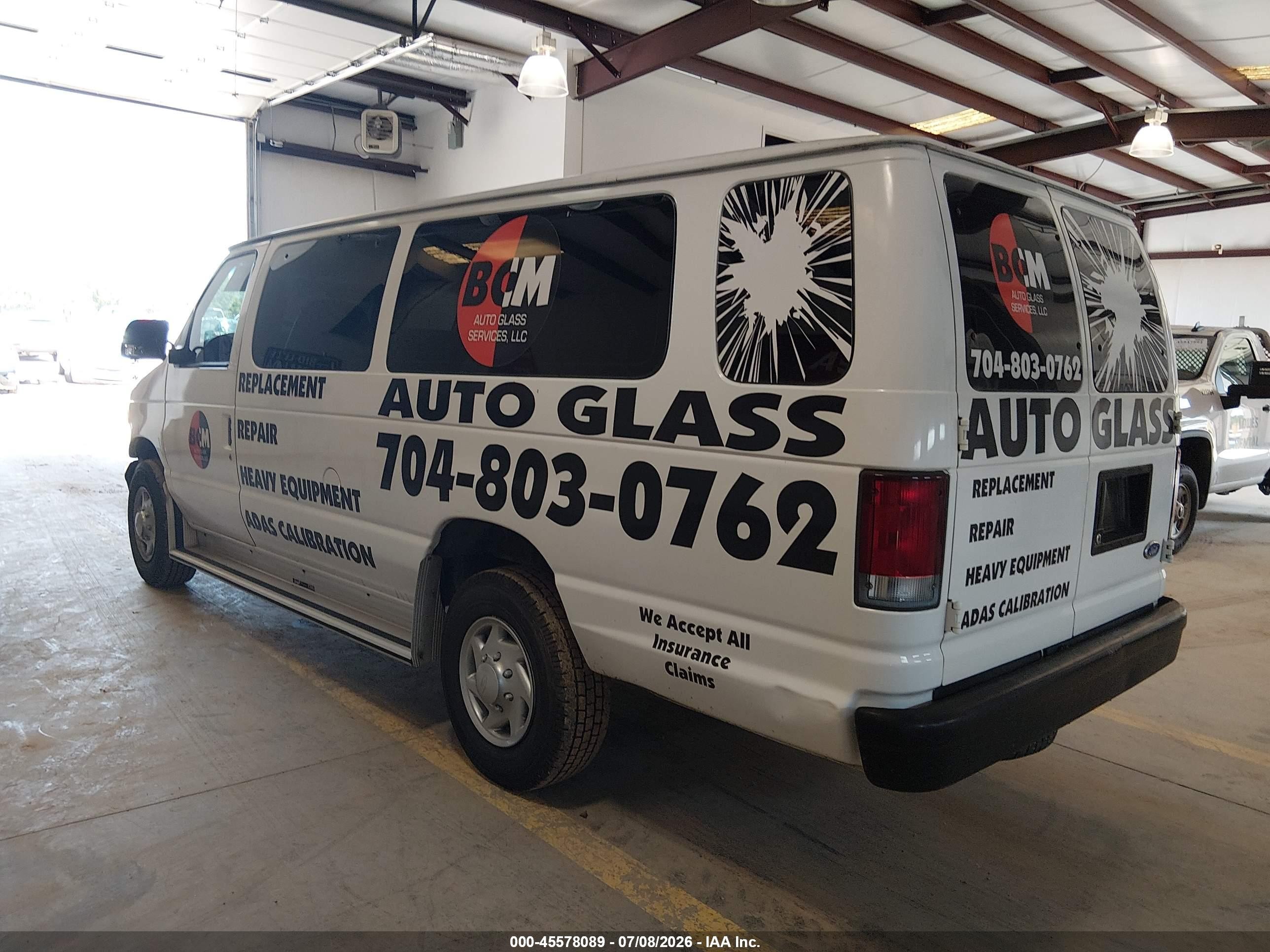 1997 Ford Club Wagon Xl/xlt White vin: 1FBJS31L8VHB13054