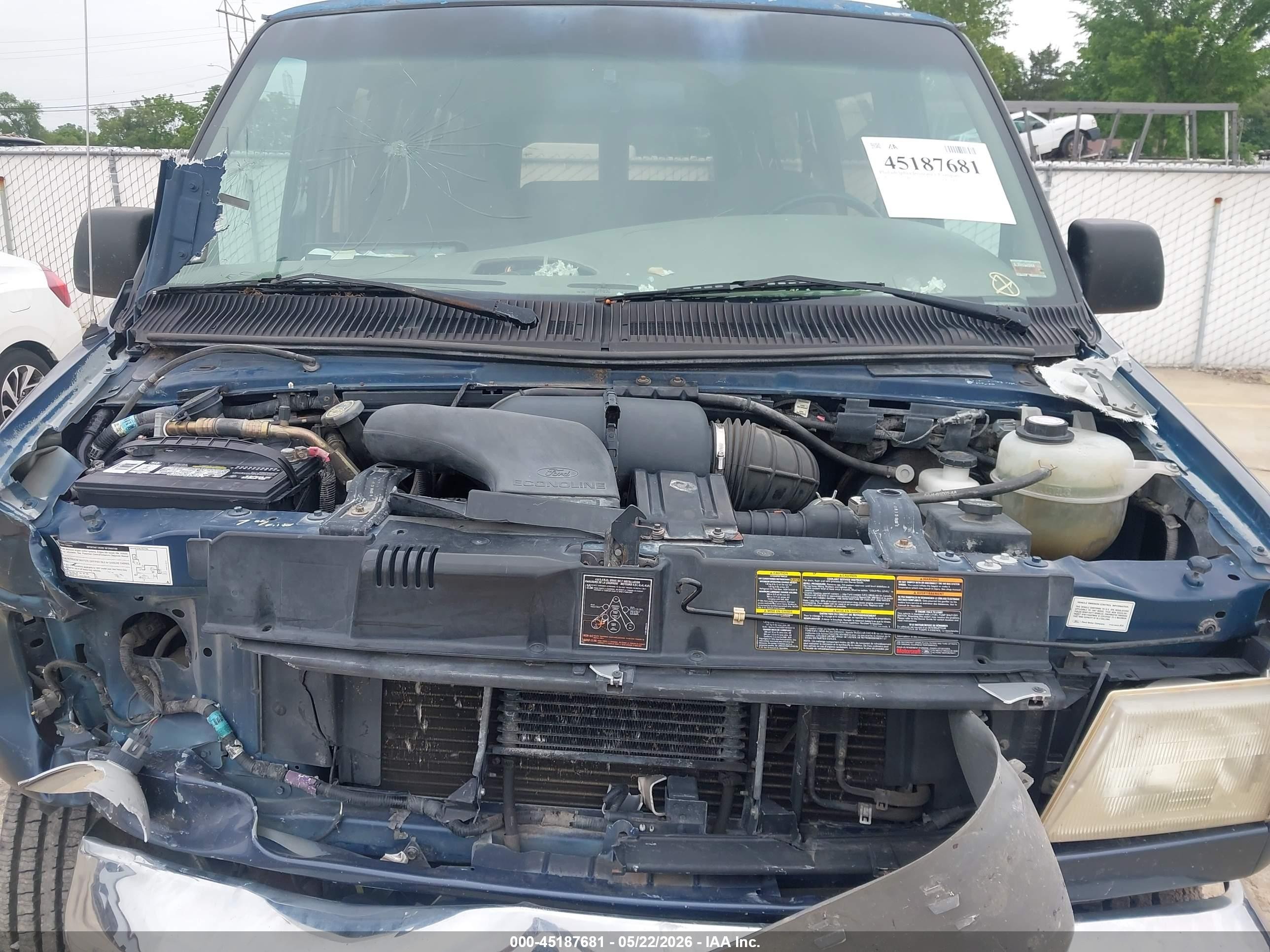 1997 Ford Club Wagon Xl/xlt Blue vin: 1FBJS31L9VHA19507