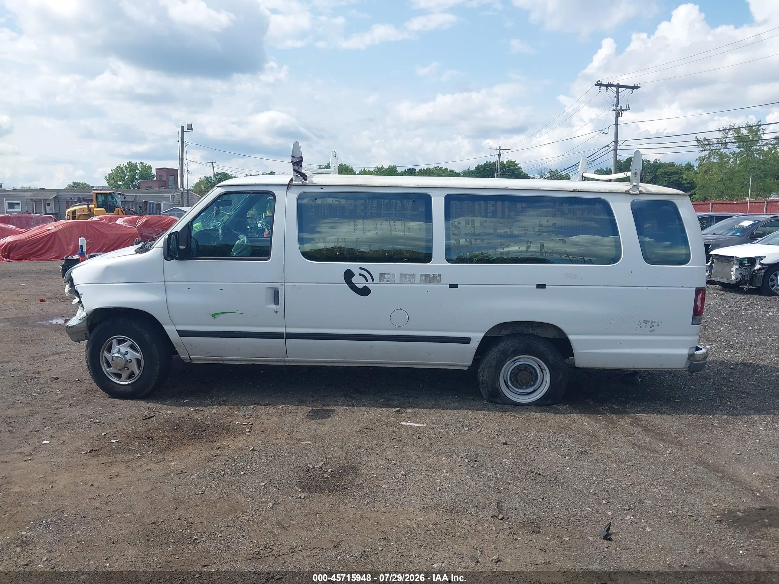 1997 Ford Club Wagon Xl/xlt White vin: 1FBJS31S4VHB86140