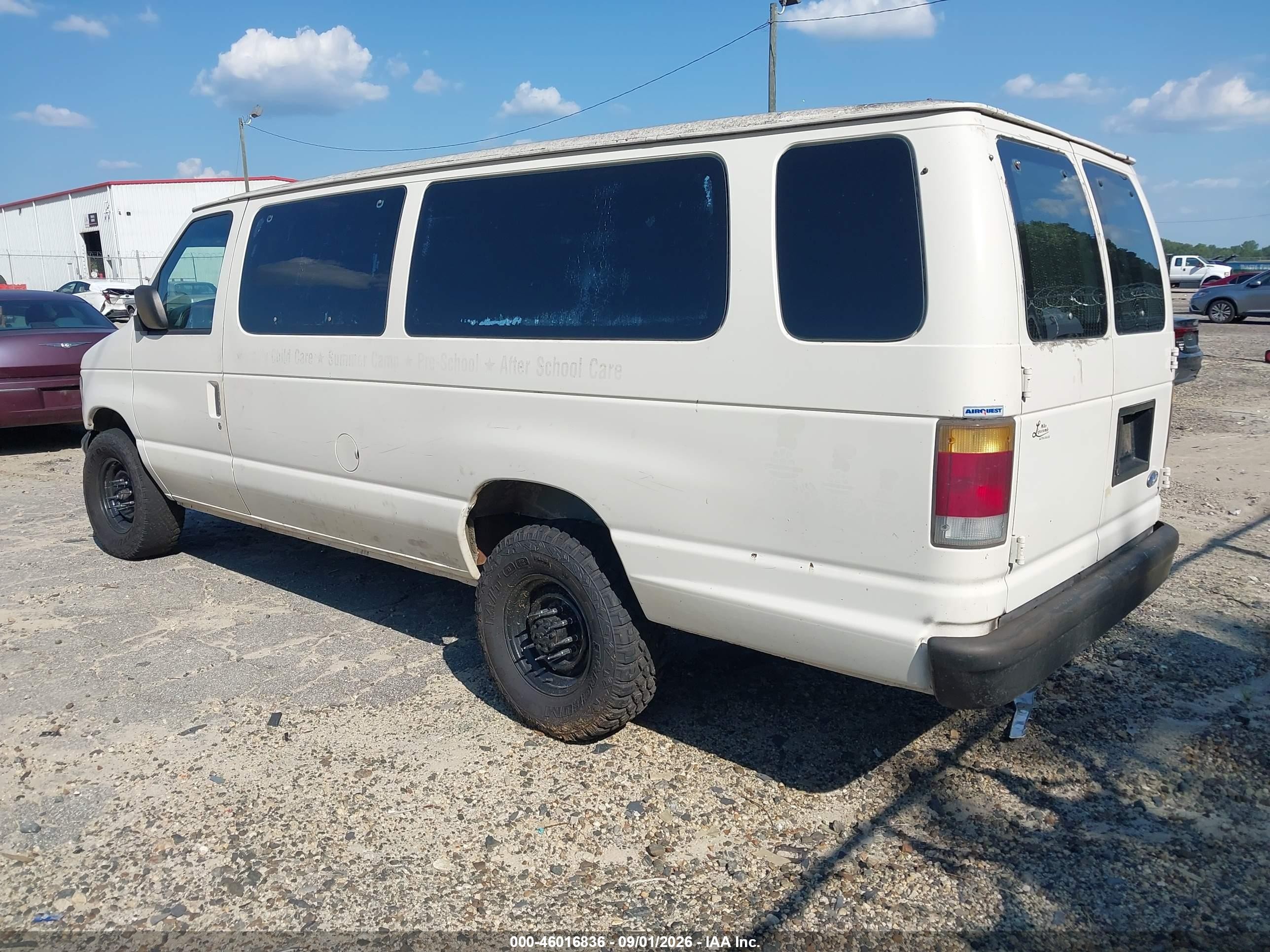 1994 Ford Econoline E350 Super Duty White vin: 1FBJS31Y3RHA87030