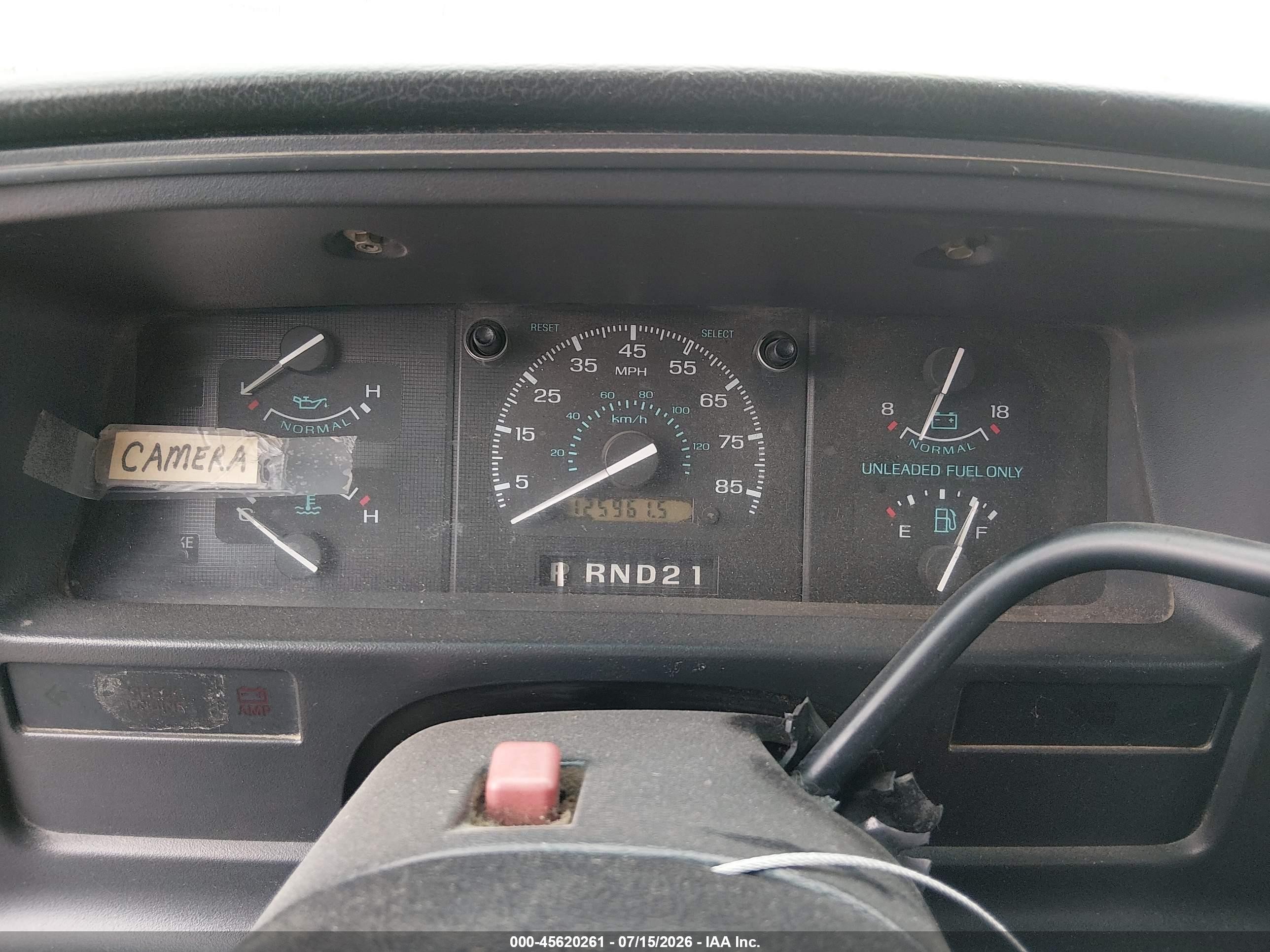 1994 Ford Econoline E350 Super Duty Cream vin: 1FBJS31Y5RHB52587