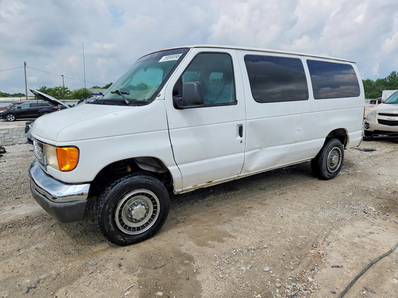 2006 Ford Econoline E350 Super Duty Wagon White vin: 1FBNE31L06HA16196