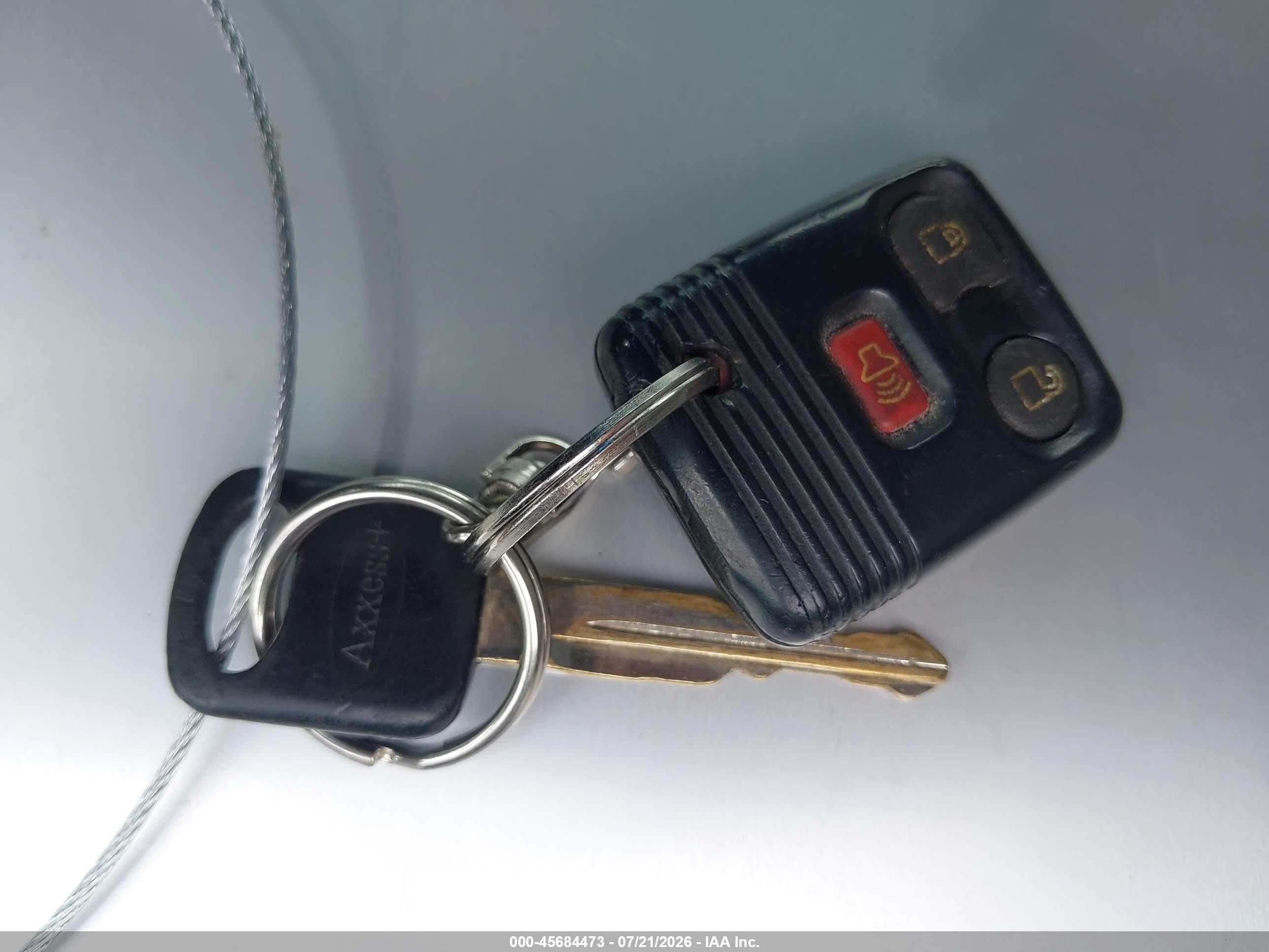 2007 Ford E-350 Super Duty Xl/xlt Red vin: 1FBNE31L07DB25928