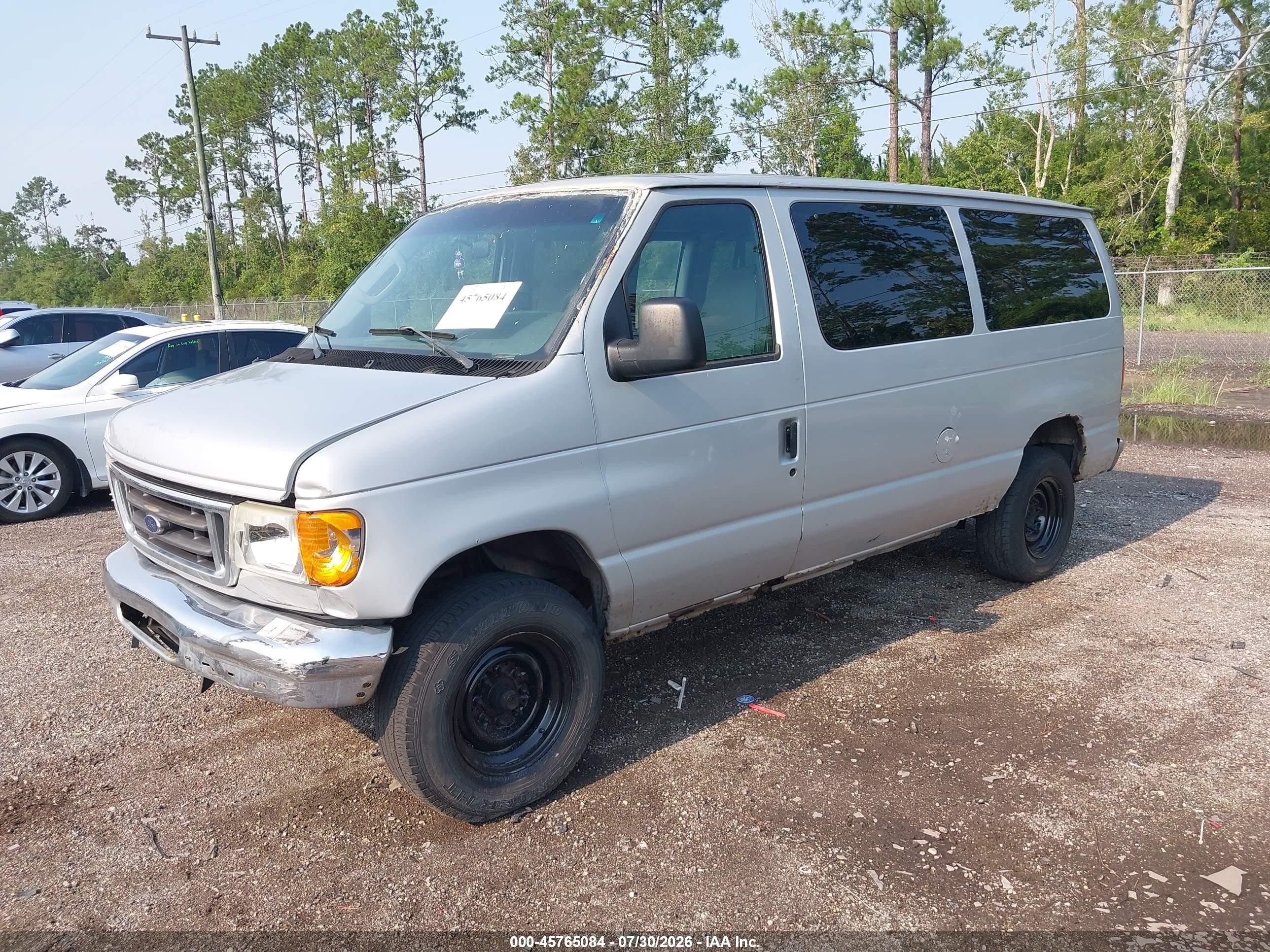2006 Ford E-350 Super Duty Chateau/xl/xlt Серый vin: 1FBNE31L26DA61793