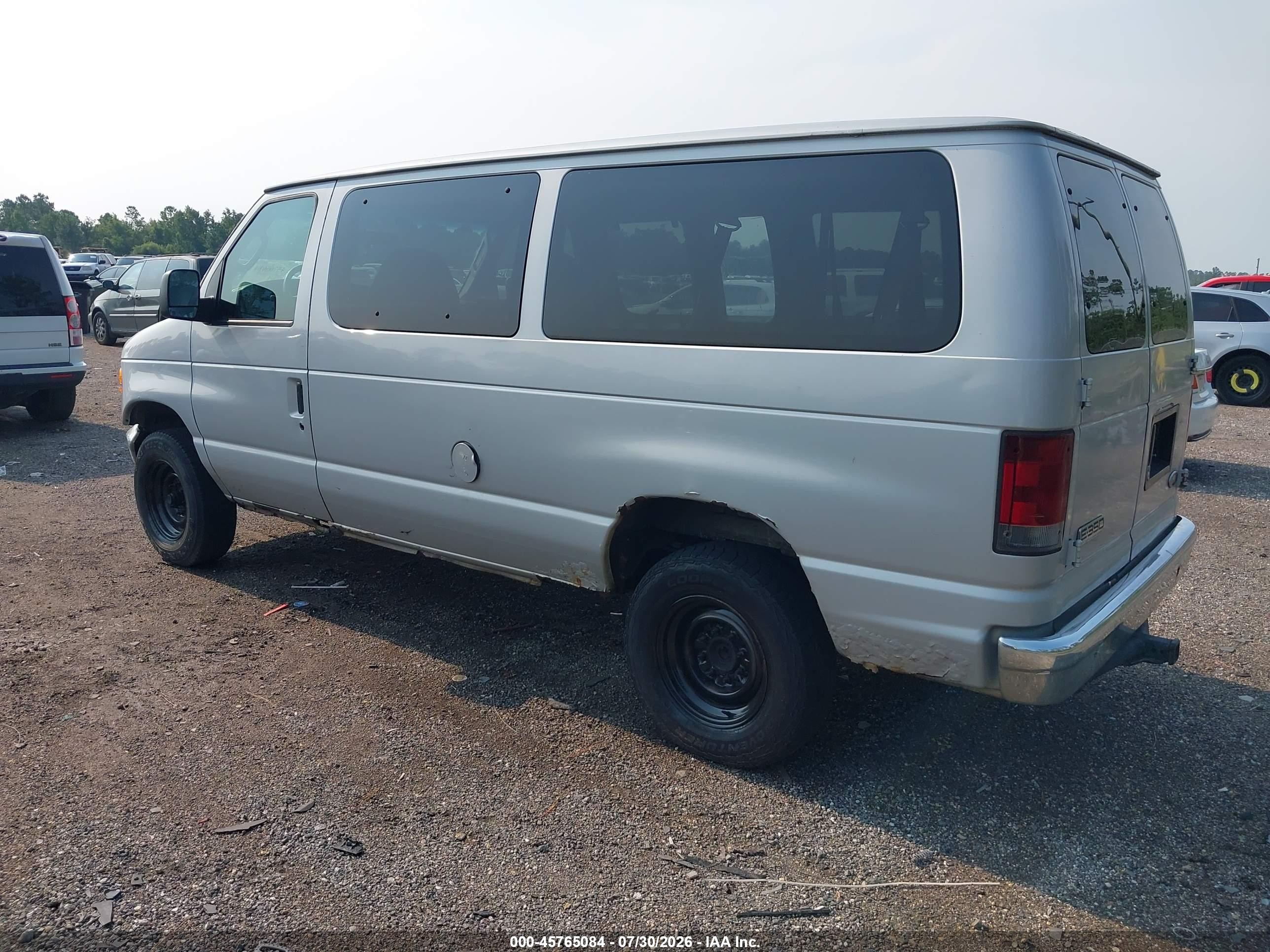 2006 Ford E-350 Super Duty Chateau/xl/xlt Серый vin: 1FBNE31L26DA61793