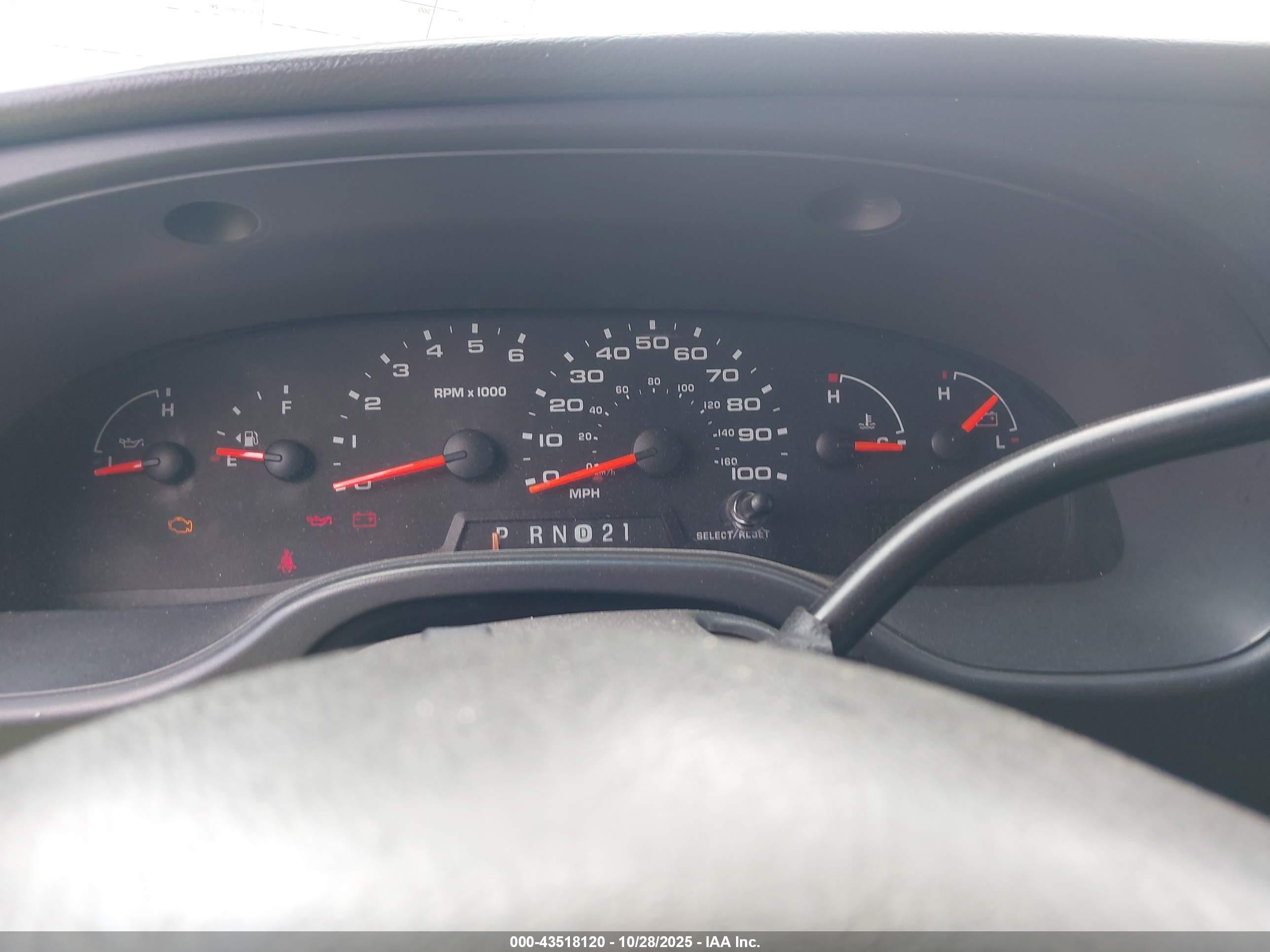 2008 Ford E-350 Super Duty Xl/xlt Blue vin: 1FBNE31L28DA94067