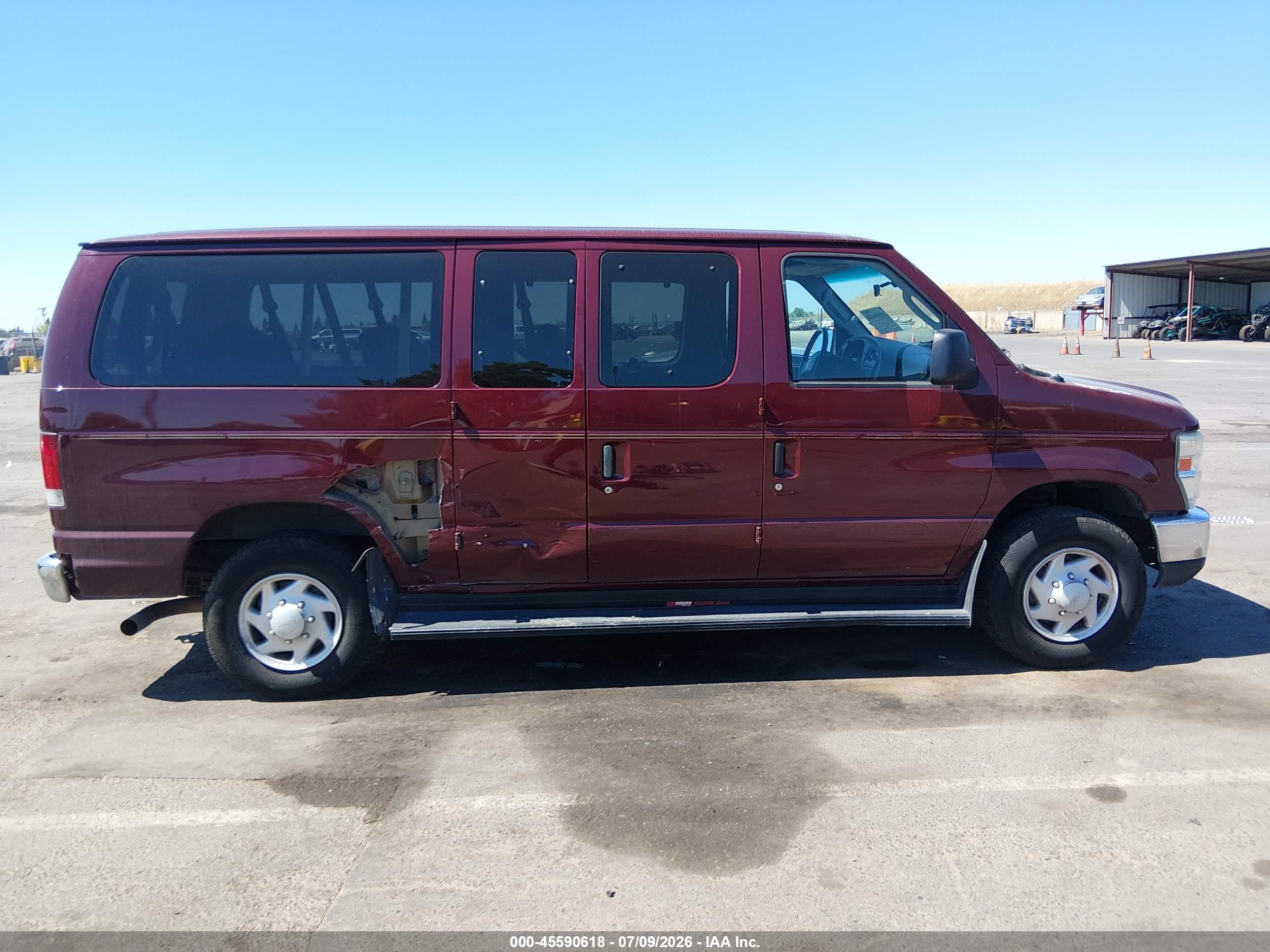 2008 Ford E-350 Super Duty Xl/xlt Maroon vin: 1FBNE31L38DA74006