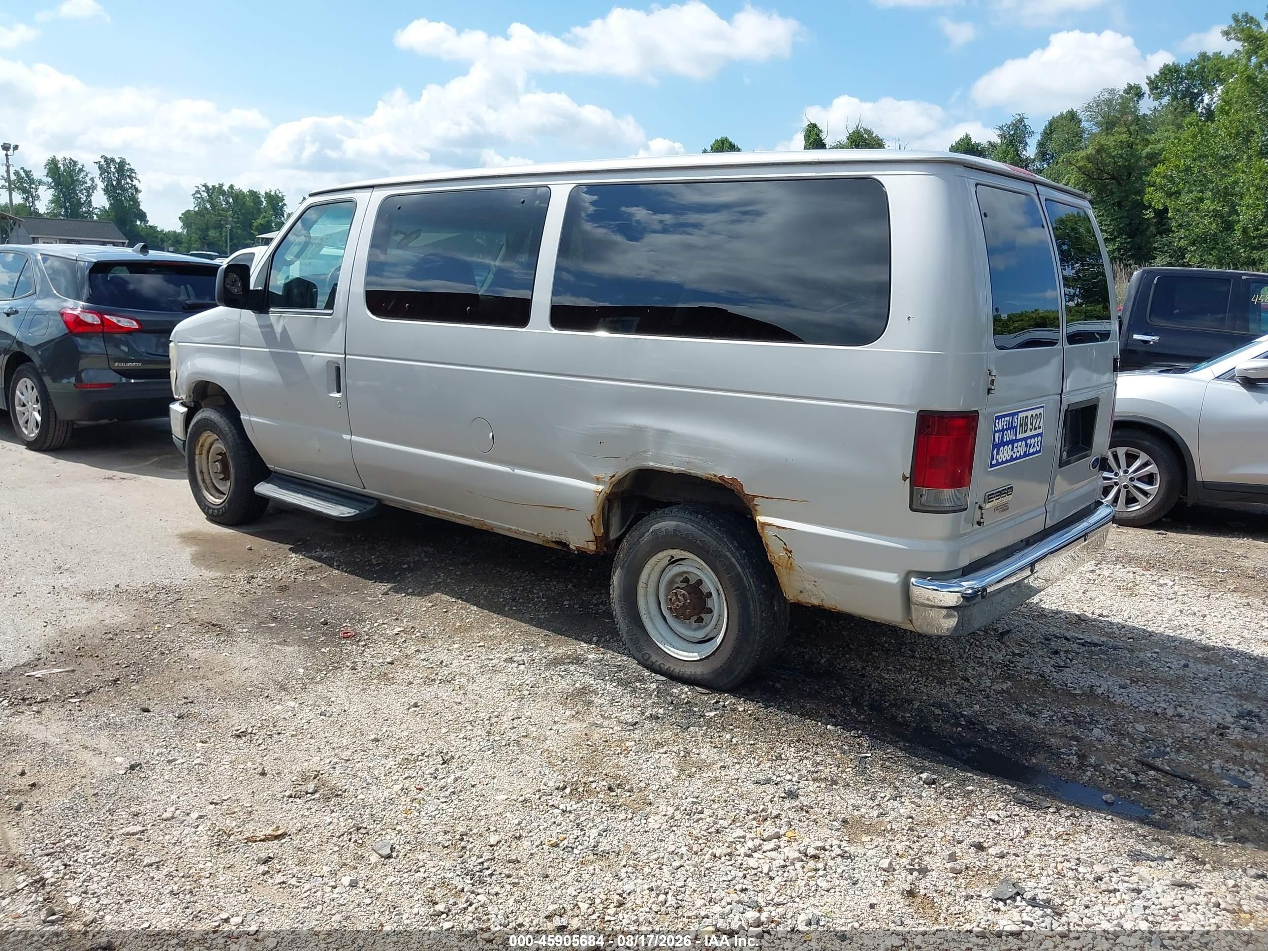 2008 Ford E-350 Super Duty Xl/xlt Silver vin: 1FBNE31L38DA80467