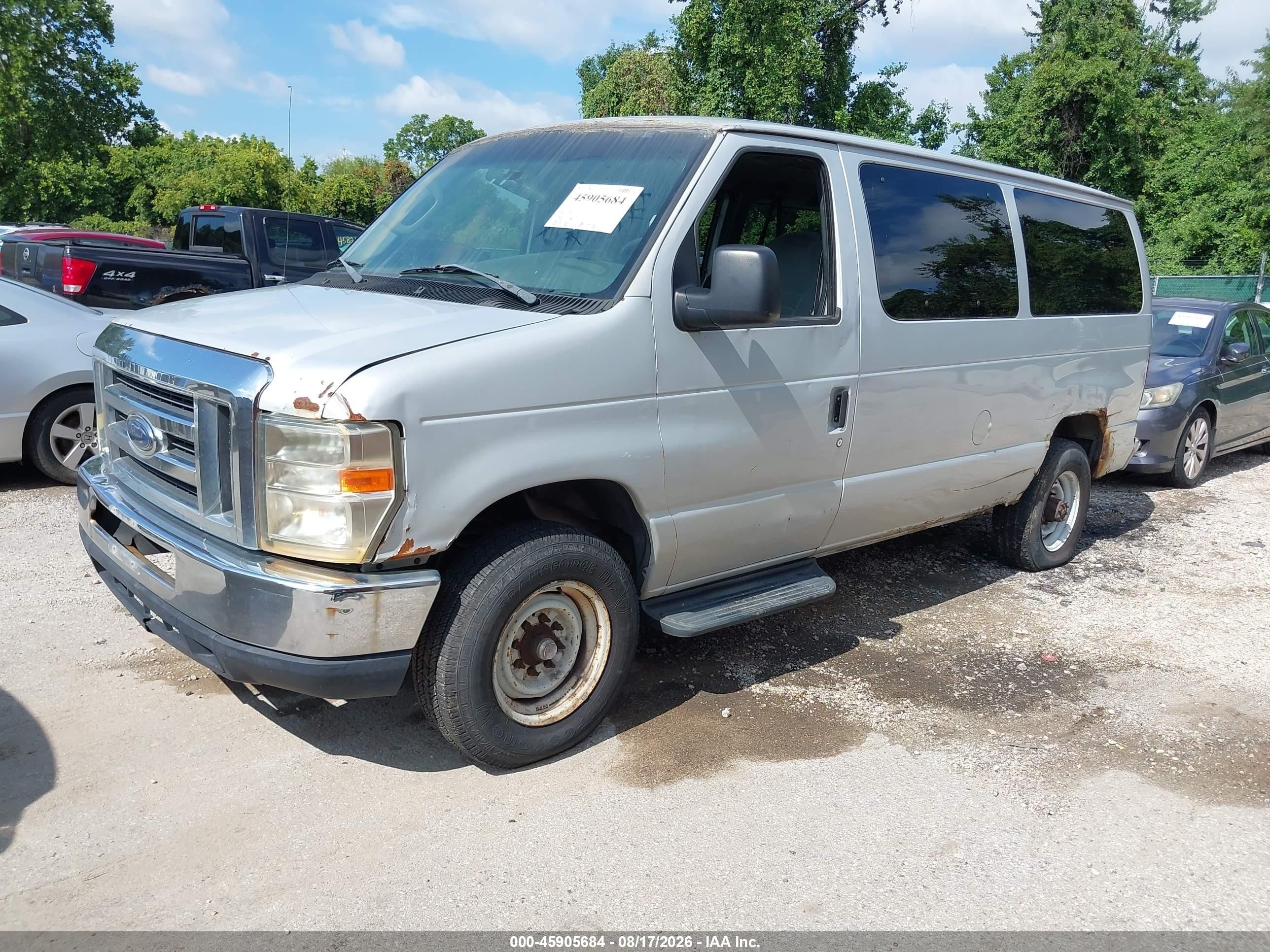 2008 Ford E-350 Super Duty Xl/xlt Silver vin: 1FBNE31L38DA80467