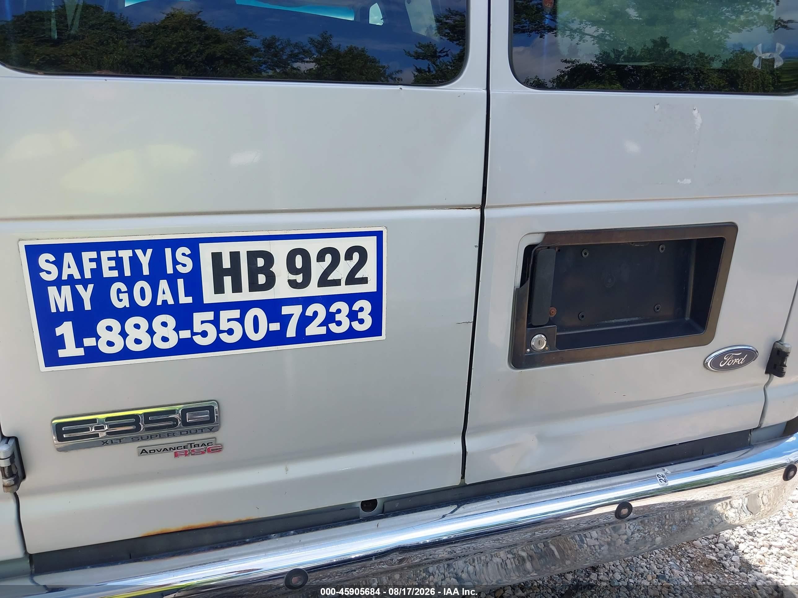 2008 Ford E-350 Super Duty Xl/xlt Silver vin: 1FBNE31L38DA80467