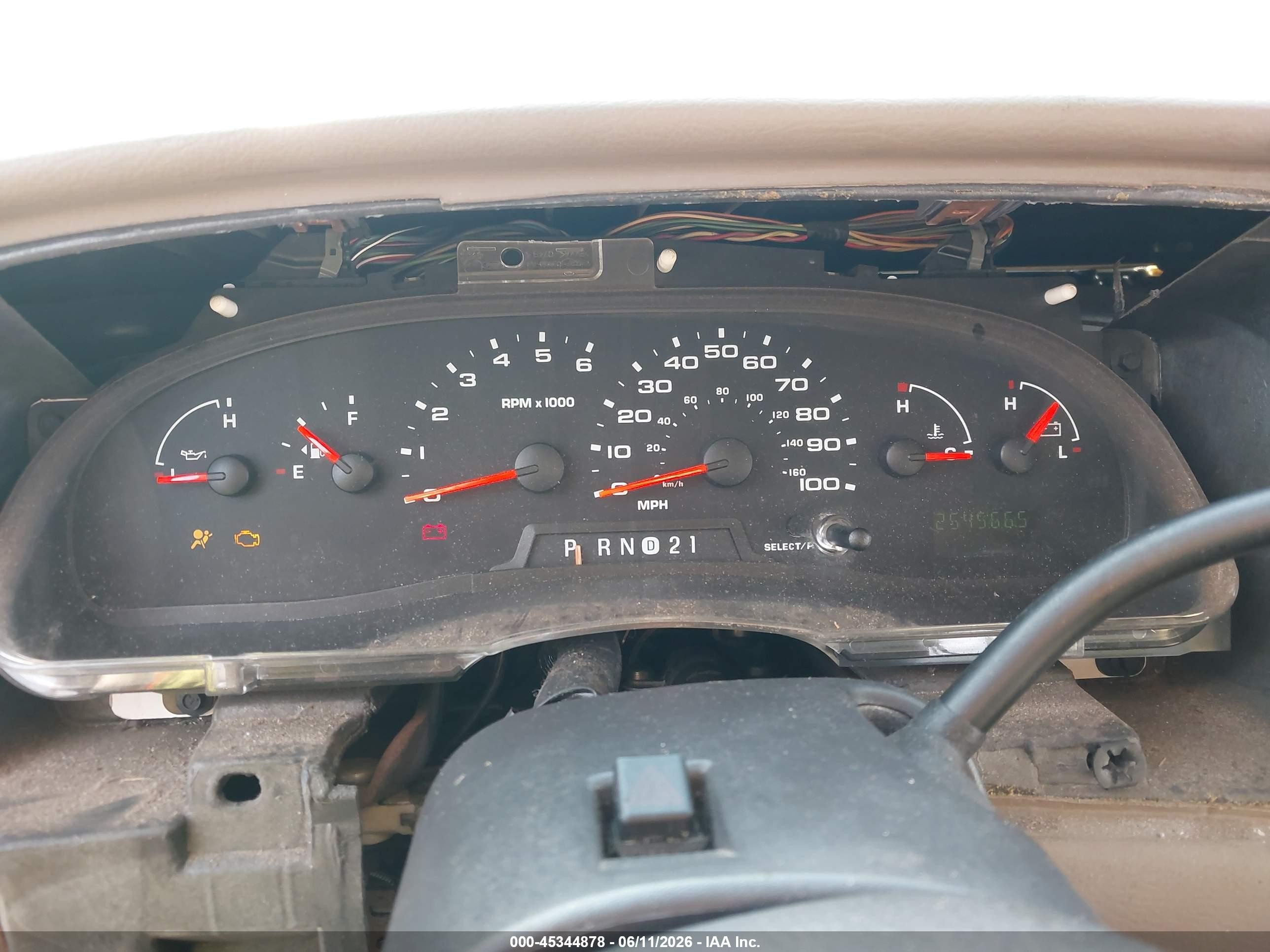 2006 Ford E-350 Super Duty Chateau/xl/xlt Gray vin: 1FBNE31L46DA51864