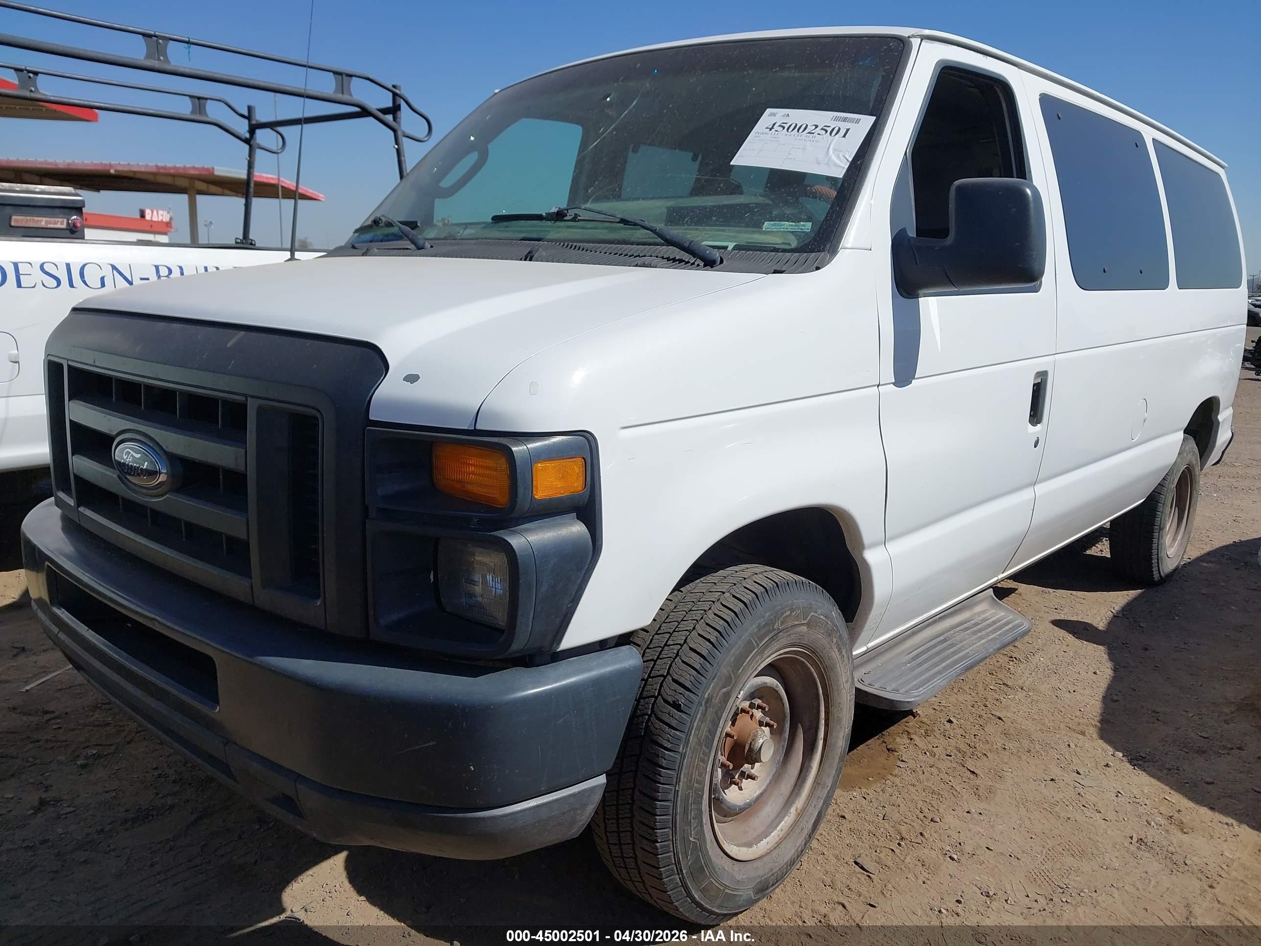 2009 Ford E-350 Super Duty Xl/xlt White vin: 1FBNE31L59DA56849