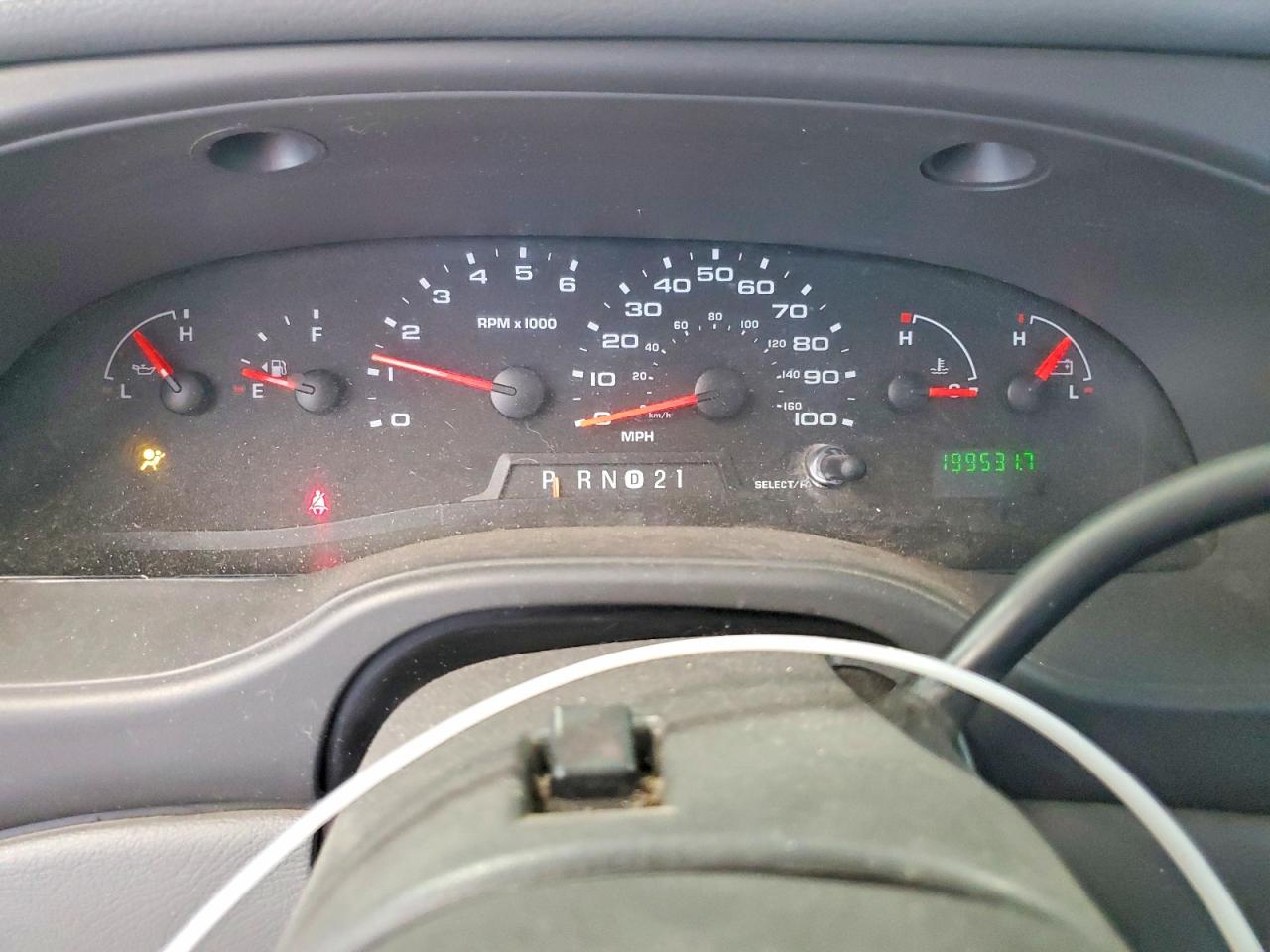 2005 Ford Econoline E350 Super Duty Wagon White vin: 1FBNE31L65HB18648