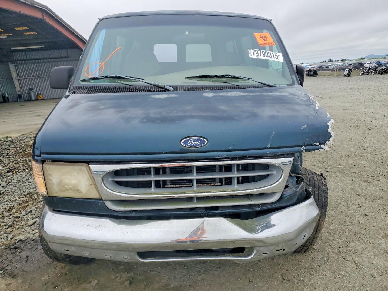 1998 Ford Econoline E350 Blue vin: 1FBNE31L6WHA28126