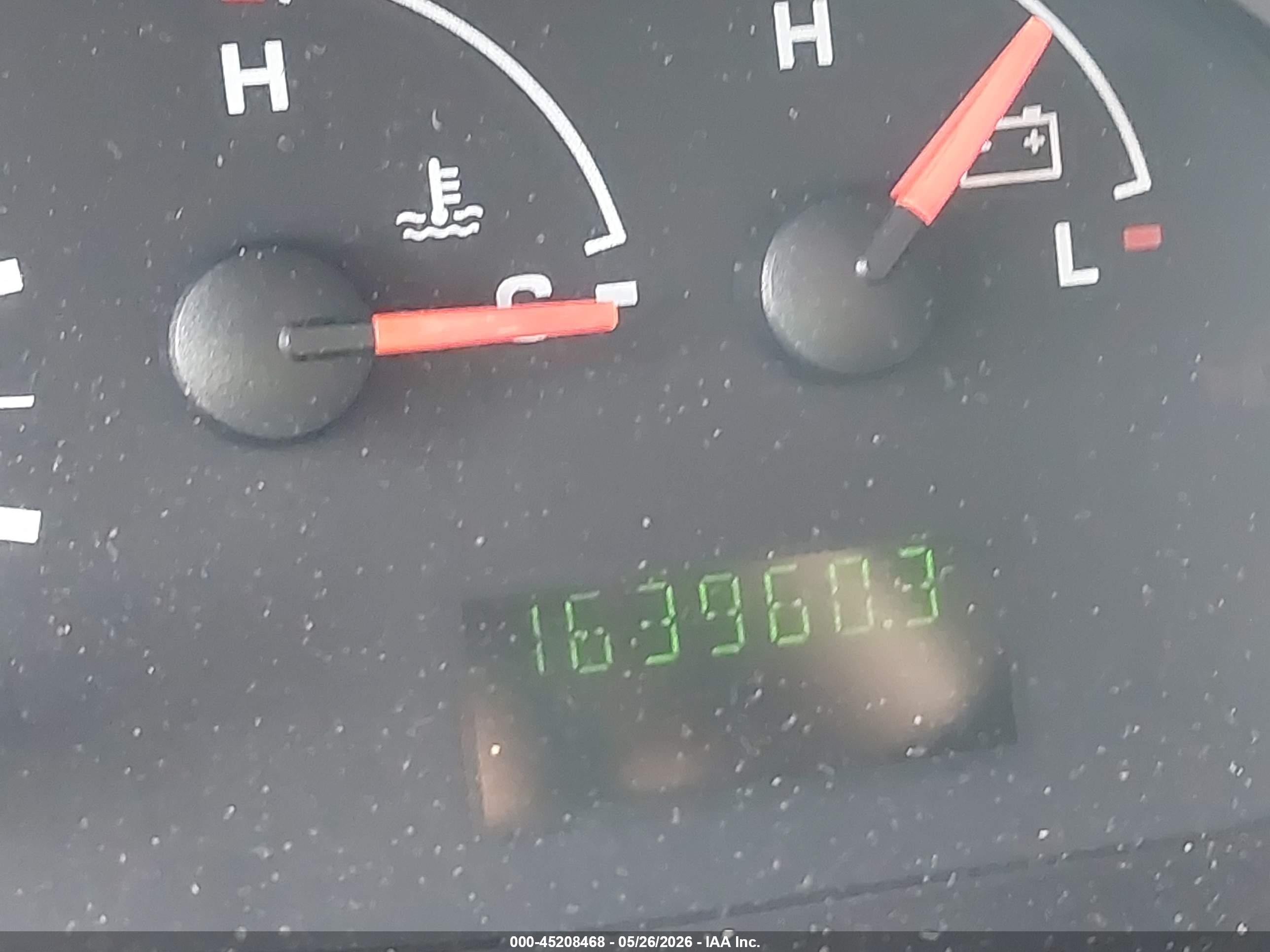 2005 Ford E-350 Super Duty Chateau/xl/xlt Burgundy vin: 1FBNE31L75HB13054
