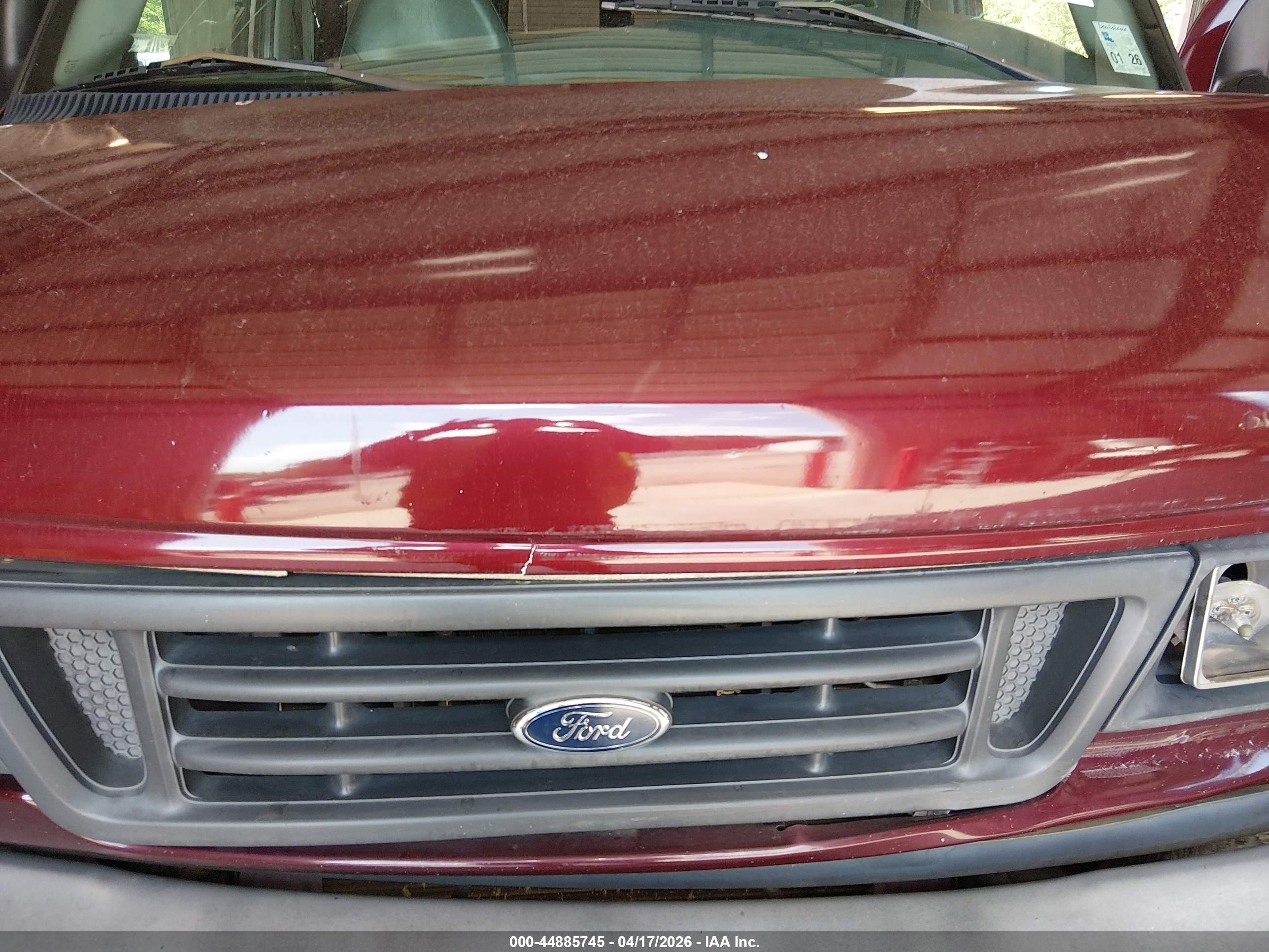 2004 Ford Econoline E350 Super Duty Wagon Burgundy vin: 1FBNE31L84HA89765