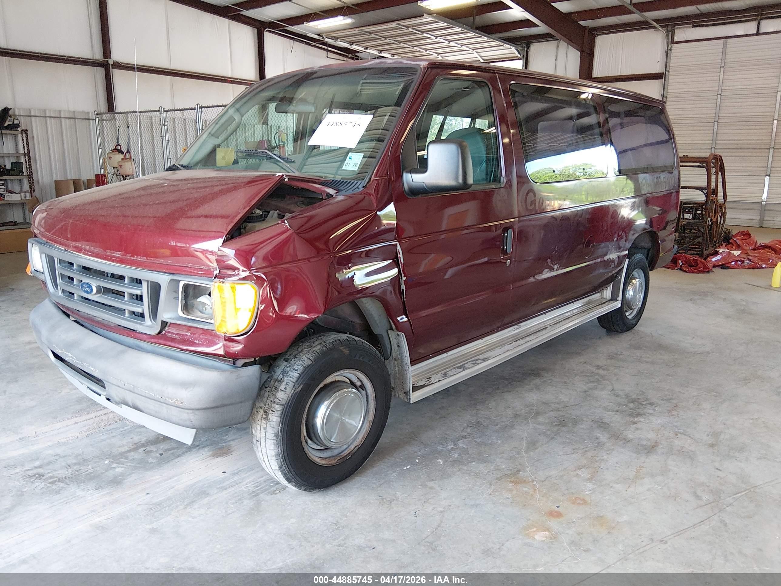 2004 Ford Econoline E350 Super Duty Wagon Burgundy vin: 1FBNE31L84HA89765